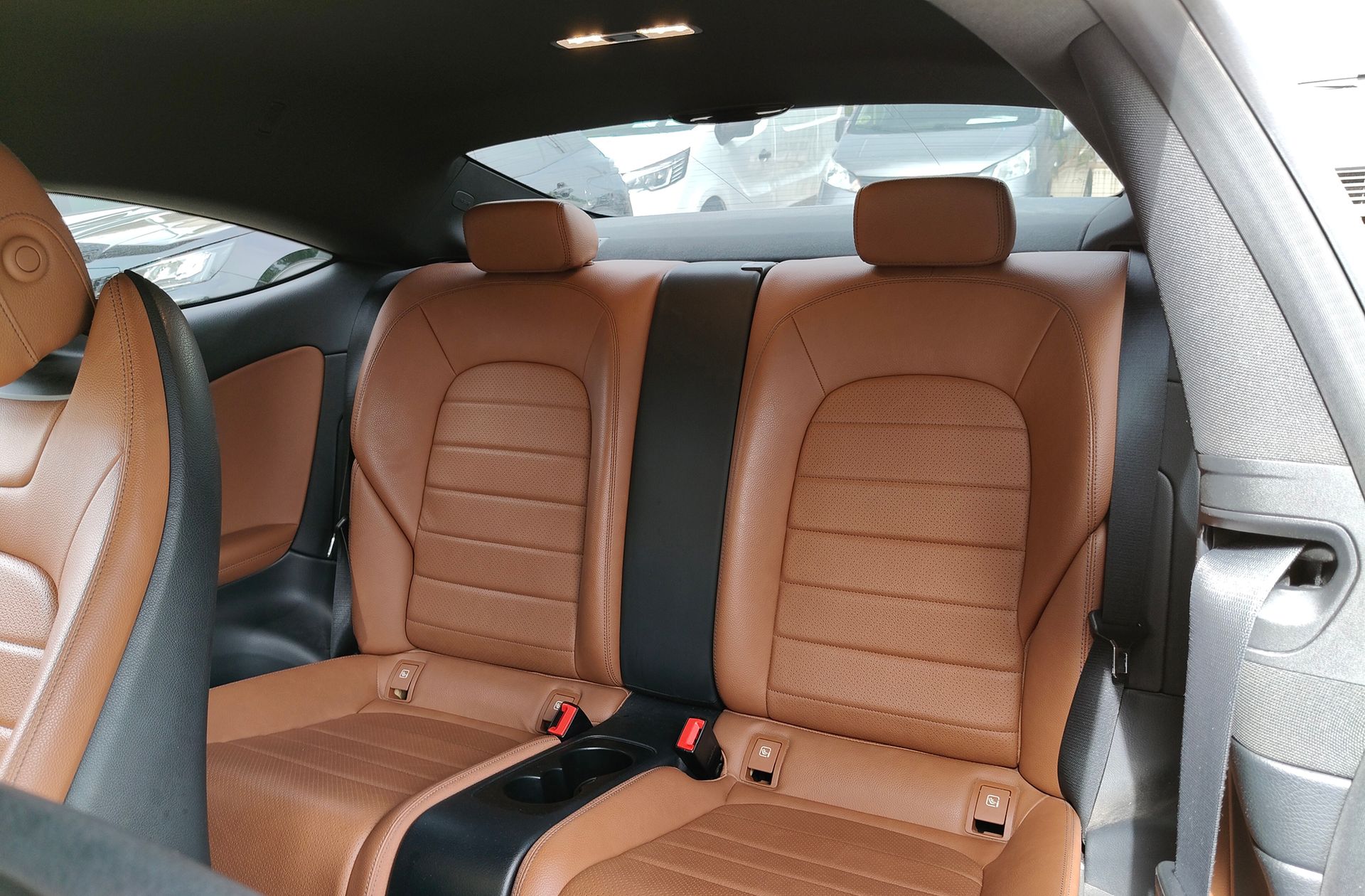 Mercedes-Benz Clase C Coupe 300 Pack AMG - foto 11