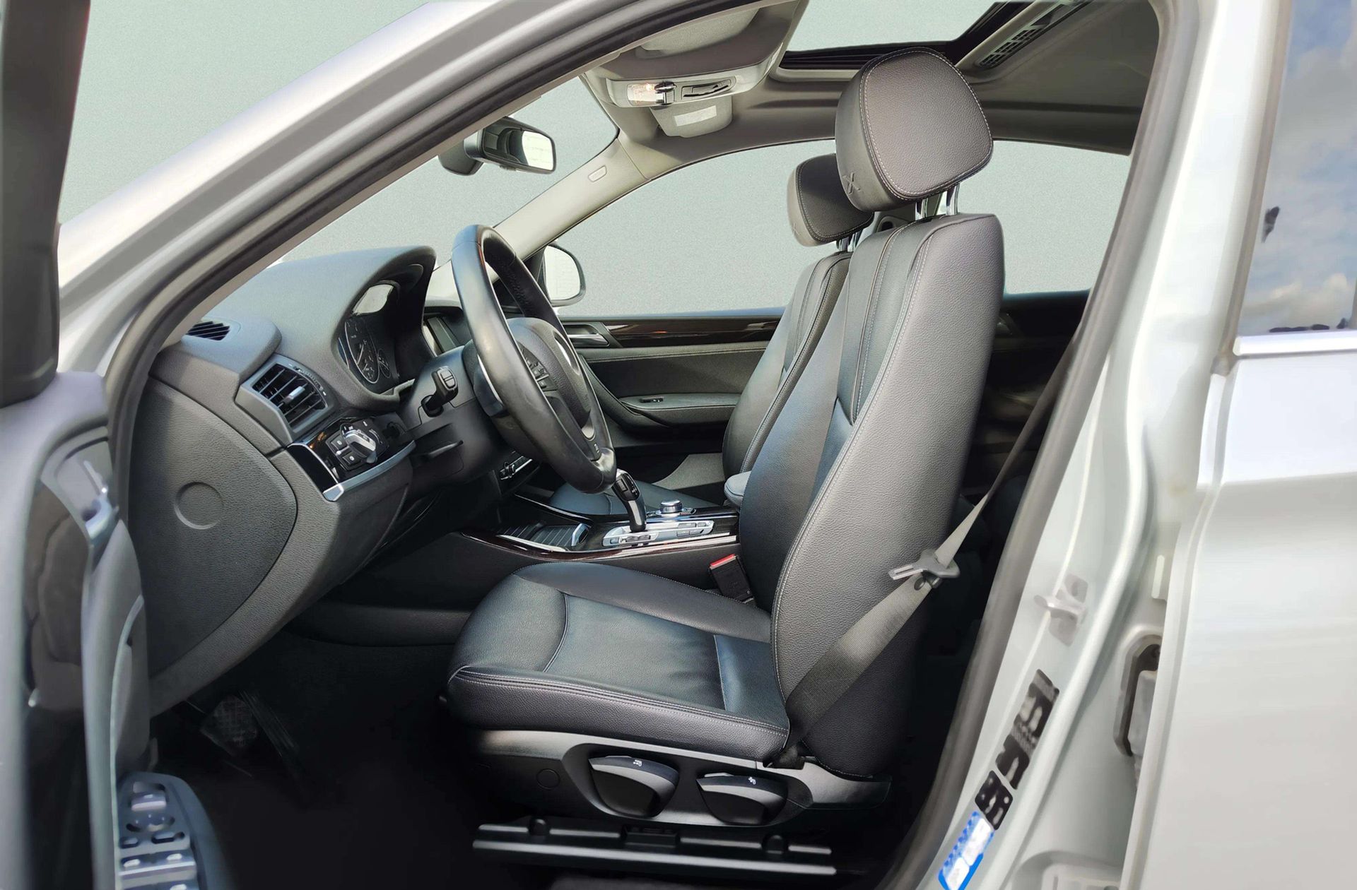BMW X4 xDrive20d - foto 12