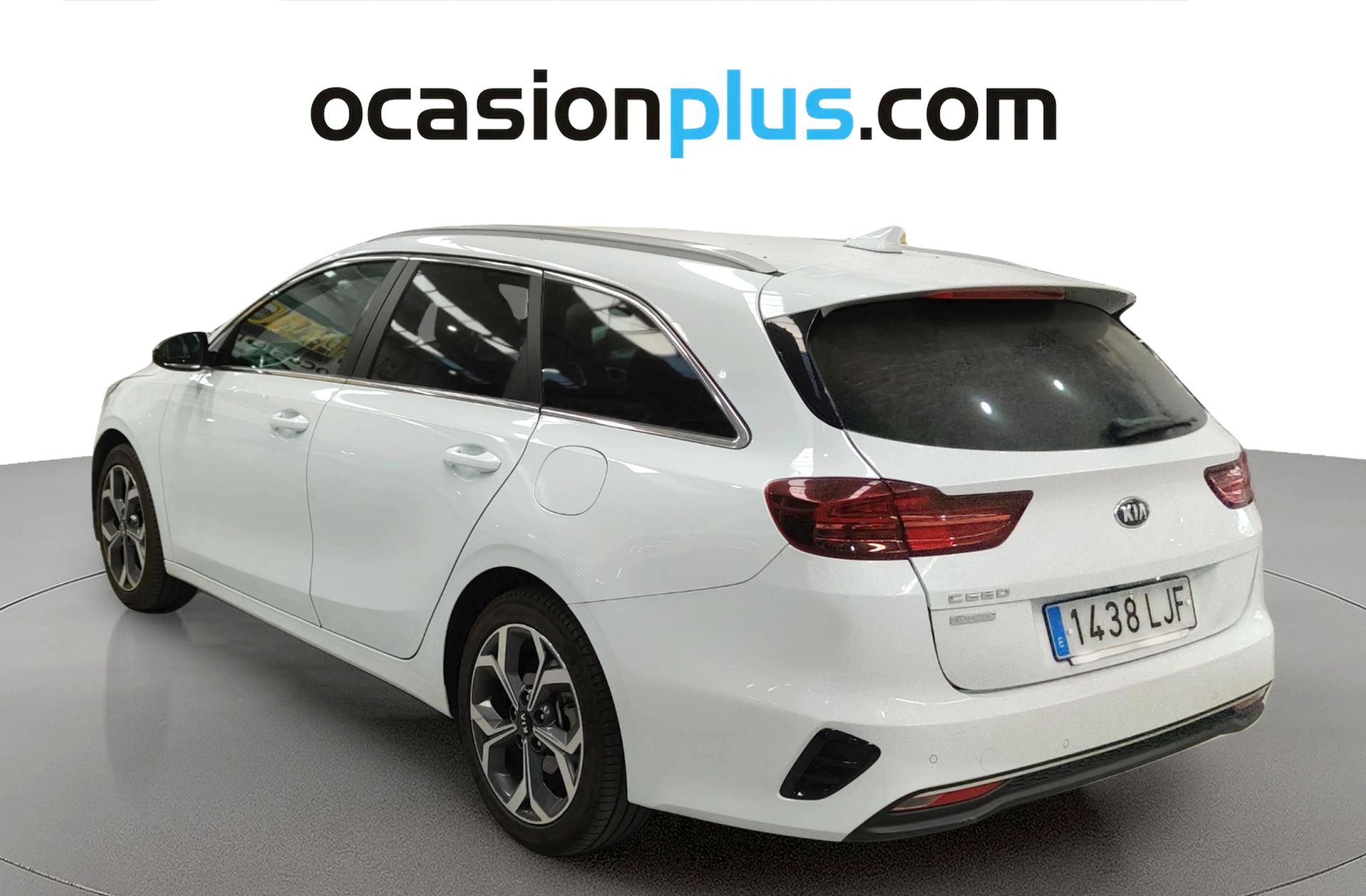 Kia Ceed 1.6 CRDi Tech - foto 3