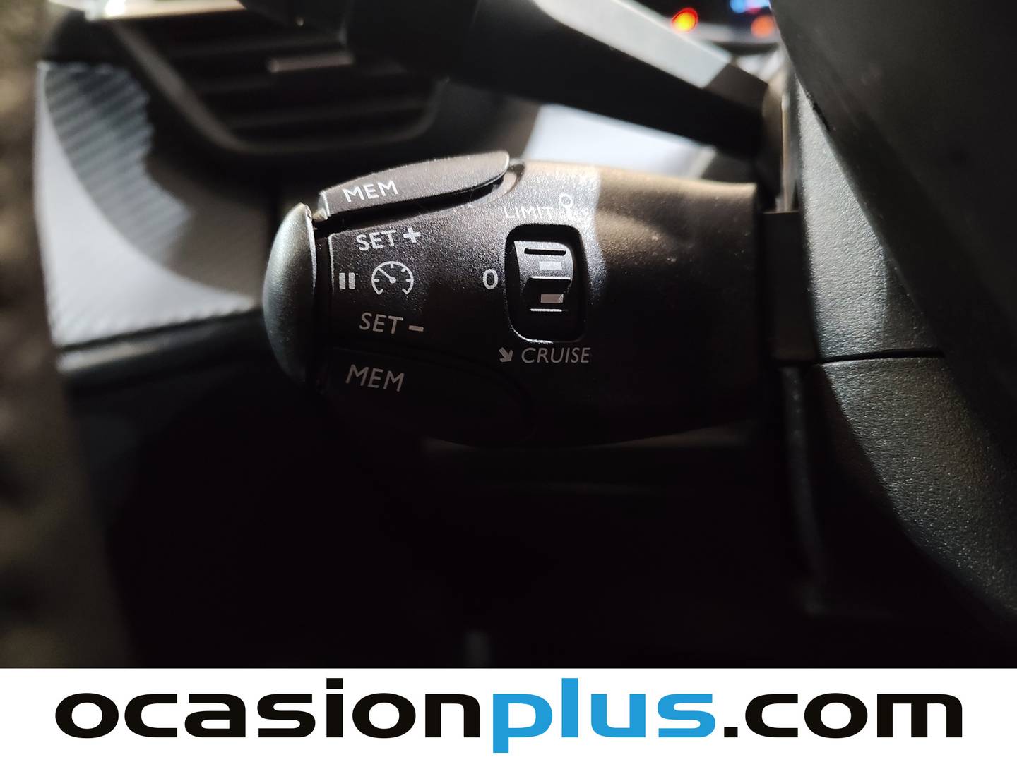 Equipamiento del Peugeot 208 Peugeot 208 PureTech 100 Allure (100 CV)