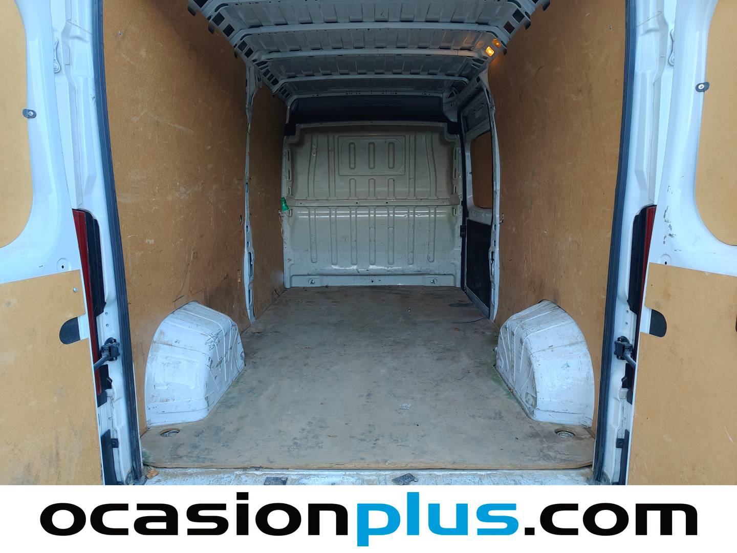 Foto asientos delanteros Peugeot Boxer Peugeot Boxer Furgon BlueHDi 140 S&S 335 L3H2 (140 CV)