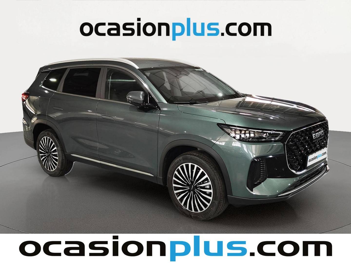 Foto delantera EBRO S800 EBRO S800 1.6 TGDI Premium DCT (147 CV) 7 Plazas derecha
