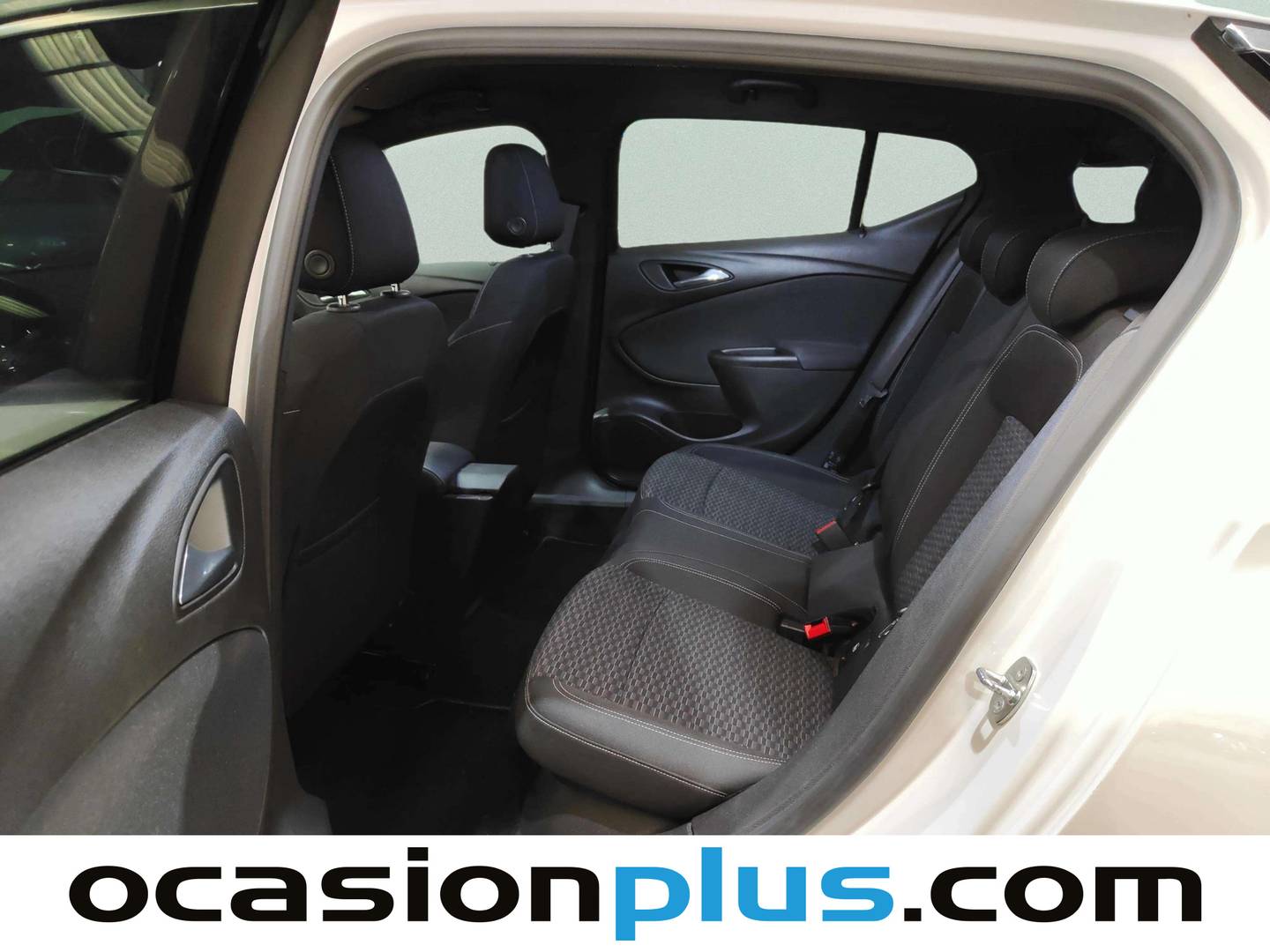 Fotos maletero Opel Astra Opel Astra 1.6 CDTi Dynamic (110 CV)