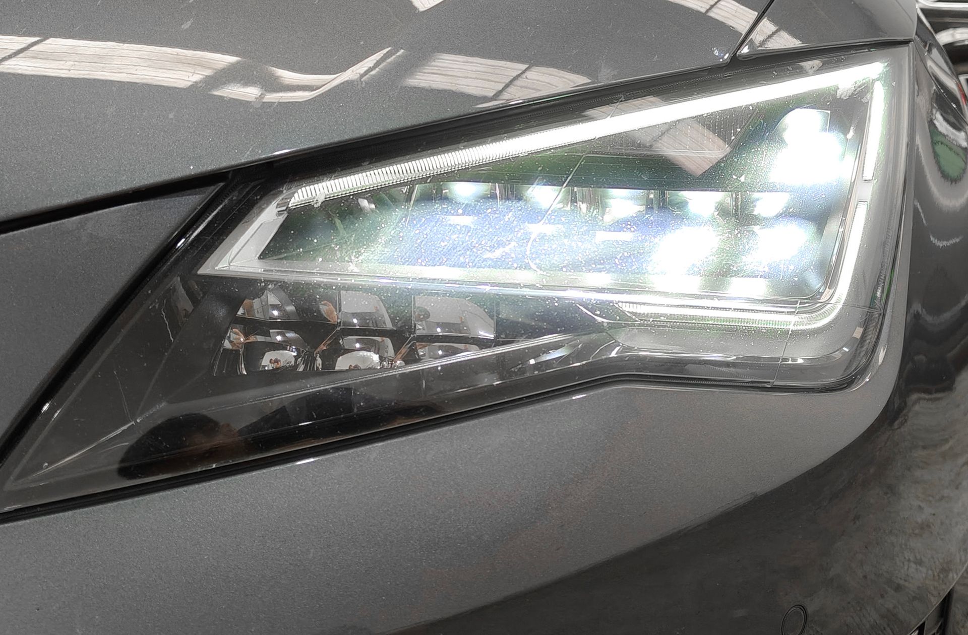 SEAT León ST 2.0 TDI FR - foto 18