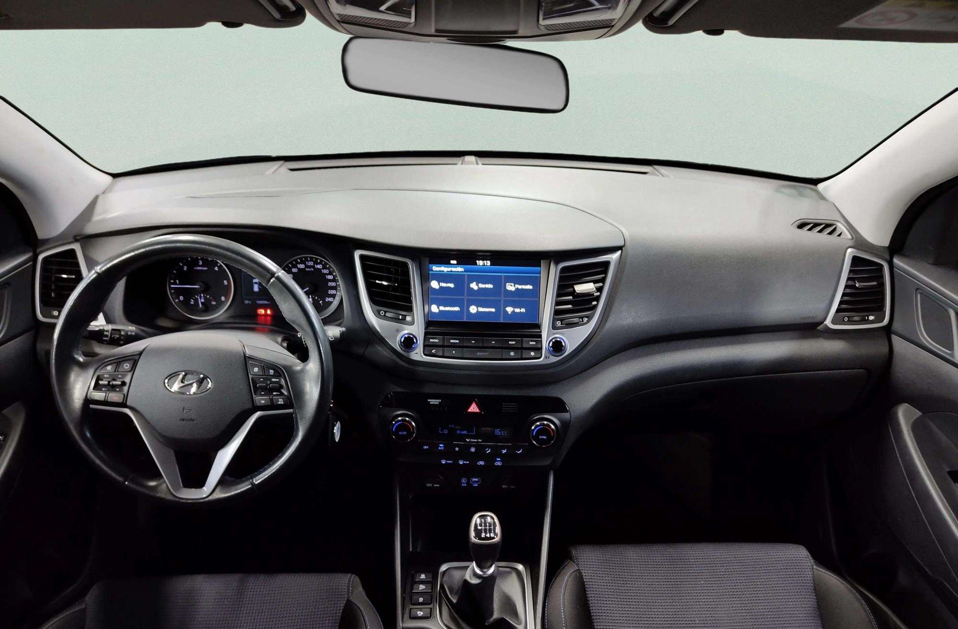 Hyundai Tucson 1.7 CRDi BlueDrive 25 Aniversario 4x2 - foto 7