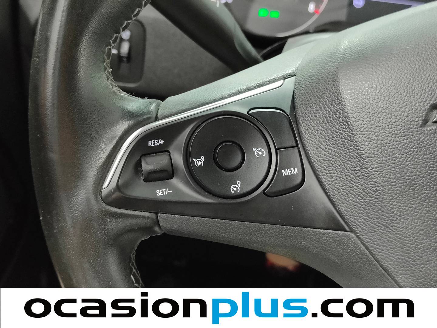 Opel Crossland X Opel Crossland X 1.2 S&S Design Line 120 Aniversario (110 CV) seminuevo