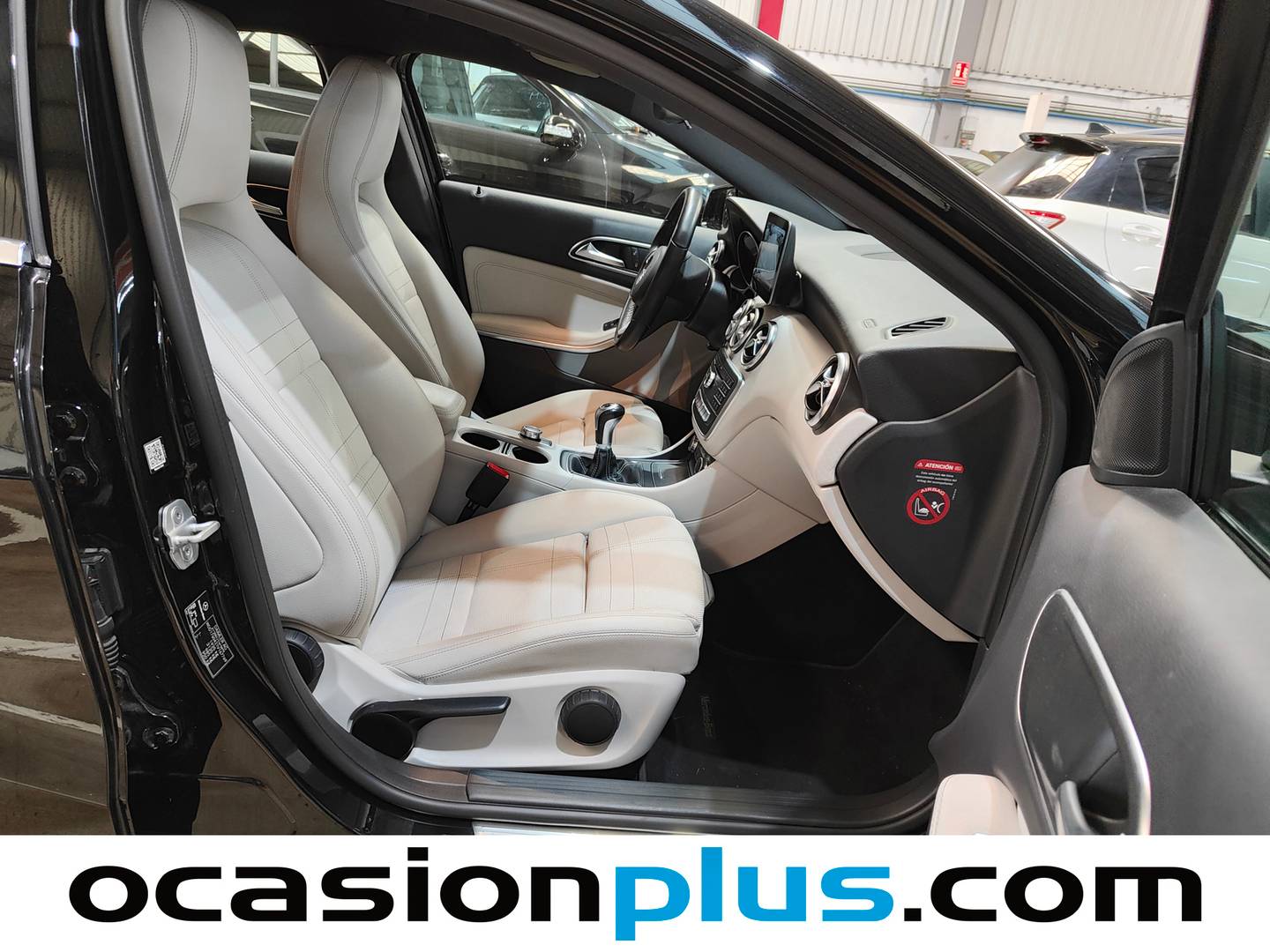 Mercedes Clase A Mercedes-Benz Clase A 180 Style (122 CV) de segunda mano