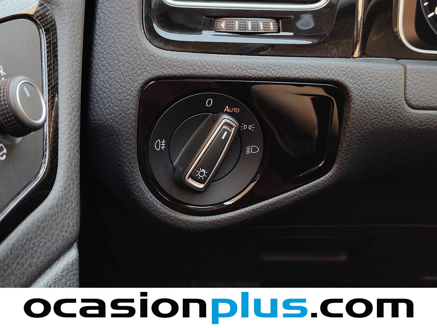 Acabados Volkswagen Golf Volkswagen Golf Sport R-Line 2.0 TDI (150 CV) DSG