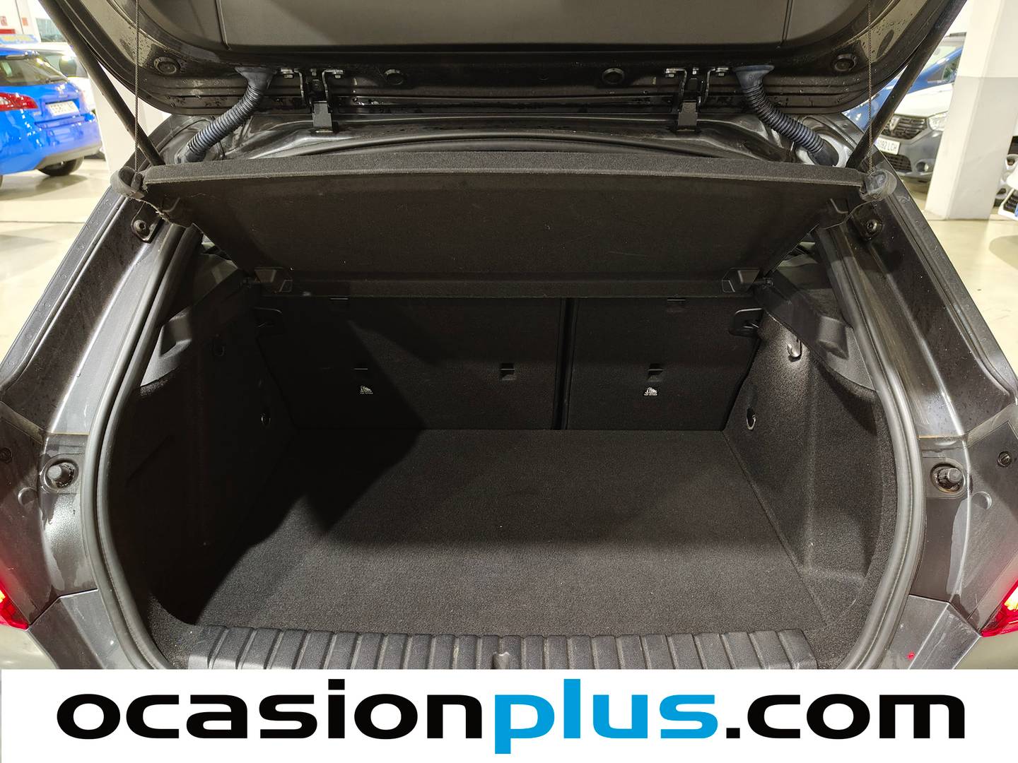 Fotos maletero BMW Serie 1 BMW Serie 1 118d  (150 CV) Pack M