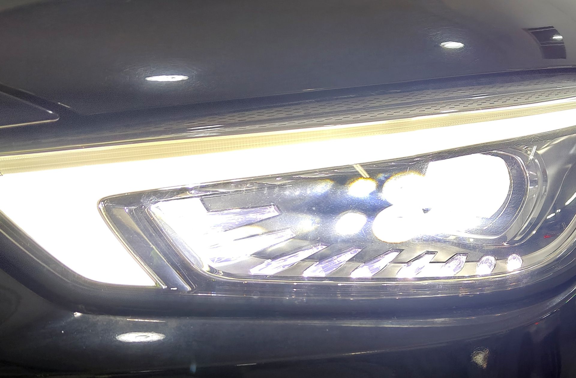 MG ZS 1.0T Luxury - foto 15