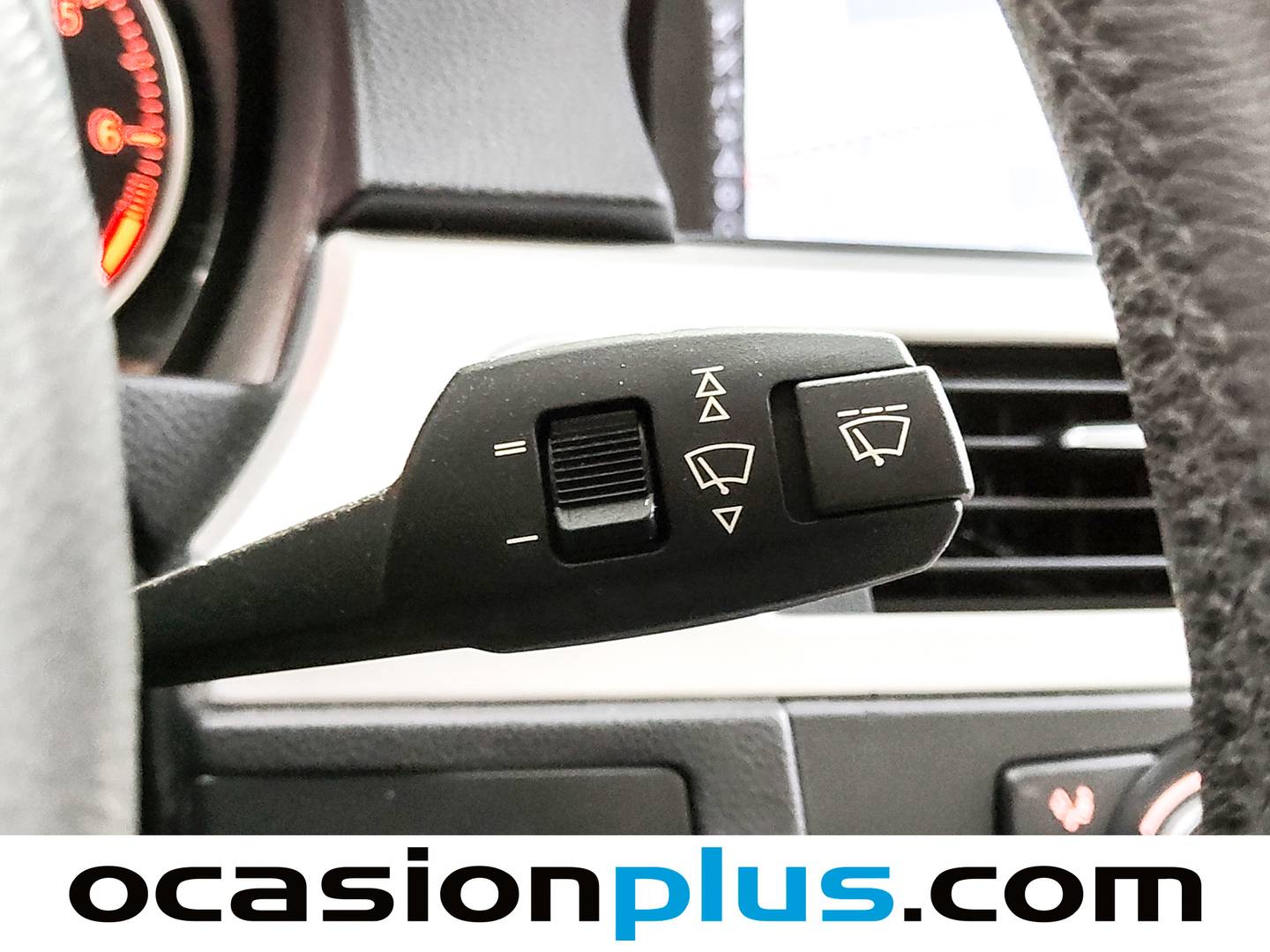 Foto BMW Serie 3 BMW Serie 3 318i (143 CV)