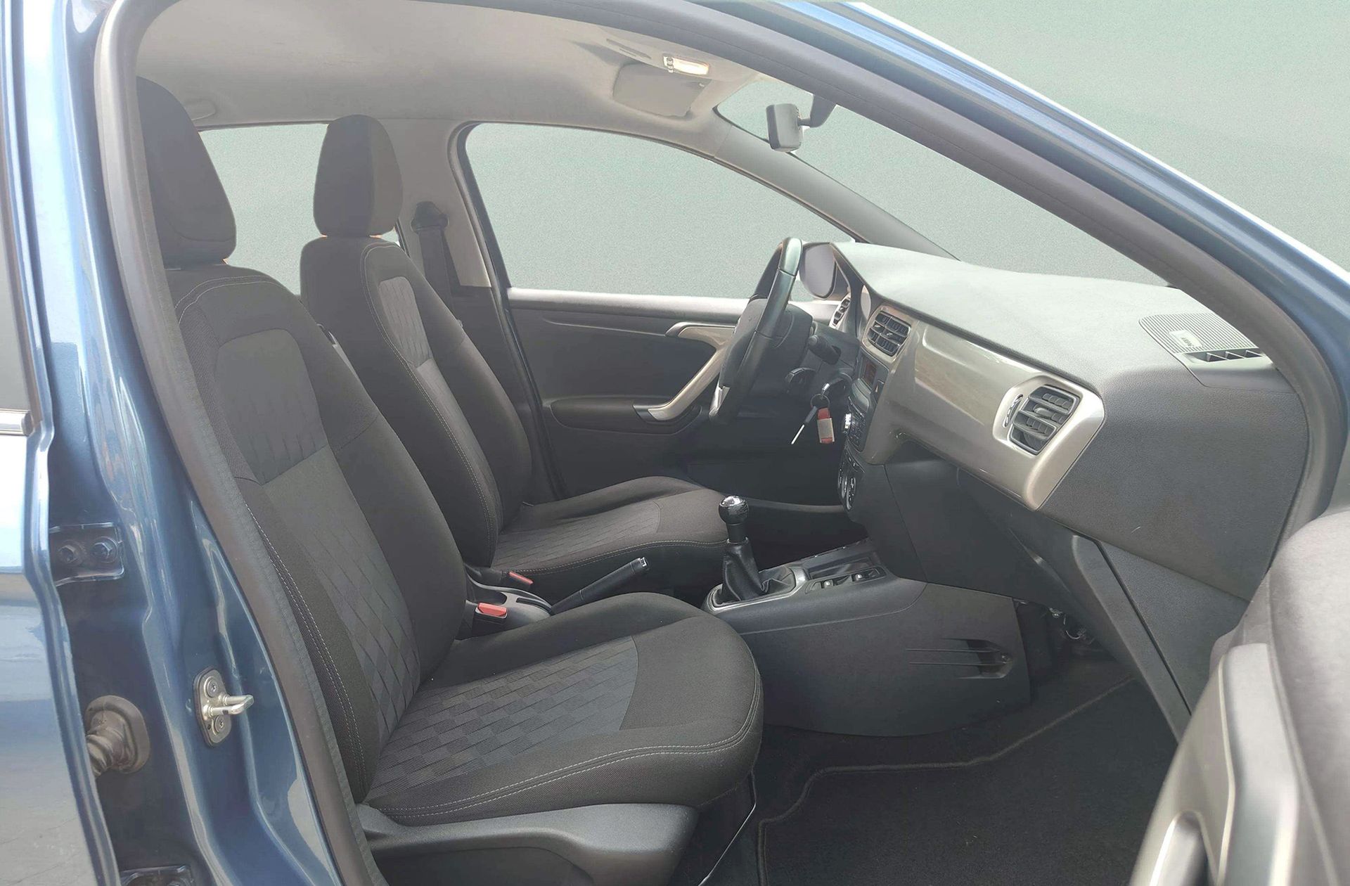 Citroën C-Elysée PureTech 82 Exclusive - foto 13