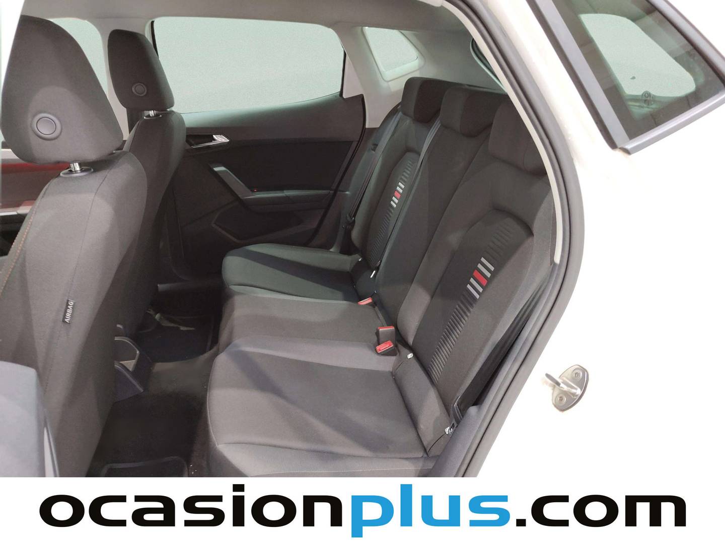 Foto asientos traseros Seat Ibiza SEAT Ibiza 1.6 TDI S&S FR Plus (115 CV)
