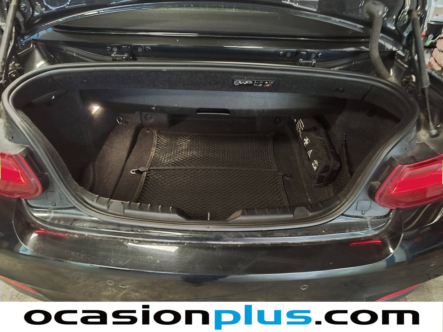 Fotos maletero BMW Serie 2 BMW Serie 2 220d Cabrio (190 CV)