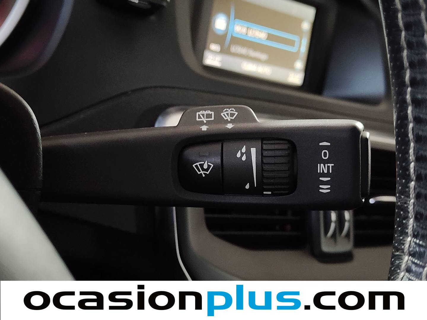 Paquetes del Volvo V40 Volvo V40 D3 R-Design Momentum Auto (150 CV)