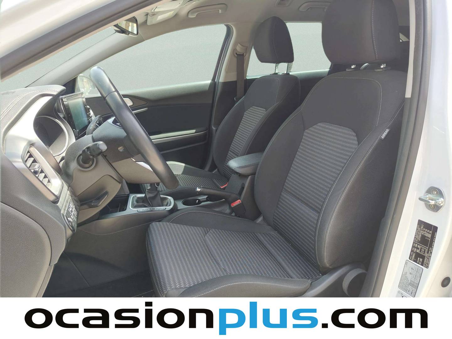 Foto asientos delanteros KIA Ceed Tourer KIA Ceed Tourer 1.6 MHEV iMT Drive (136 CV)