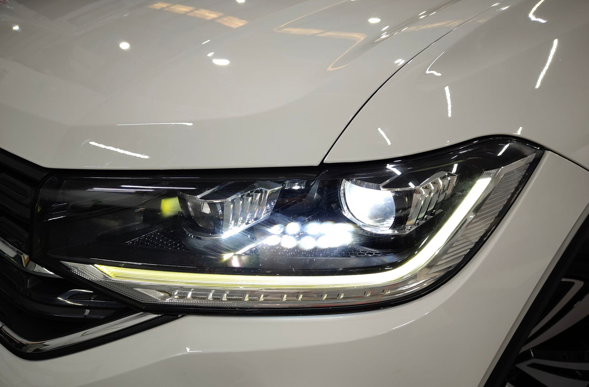 Volkswagen T-Cross Sport 1.5 TSI DSG Pack R-Line - foto 15