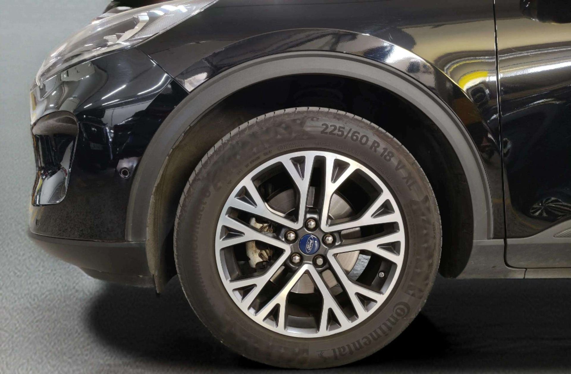 Ford Kuga 2.0 EcoBlue MHEV Titanium - foto 41