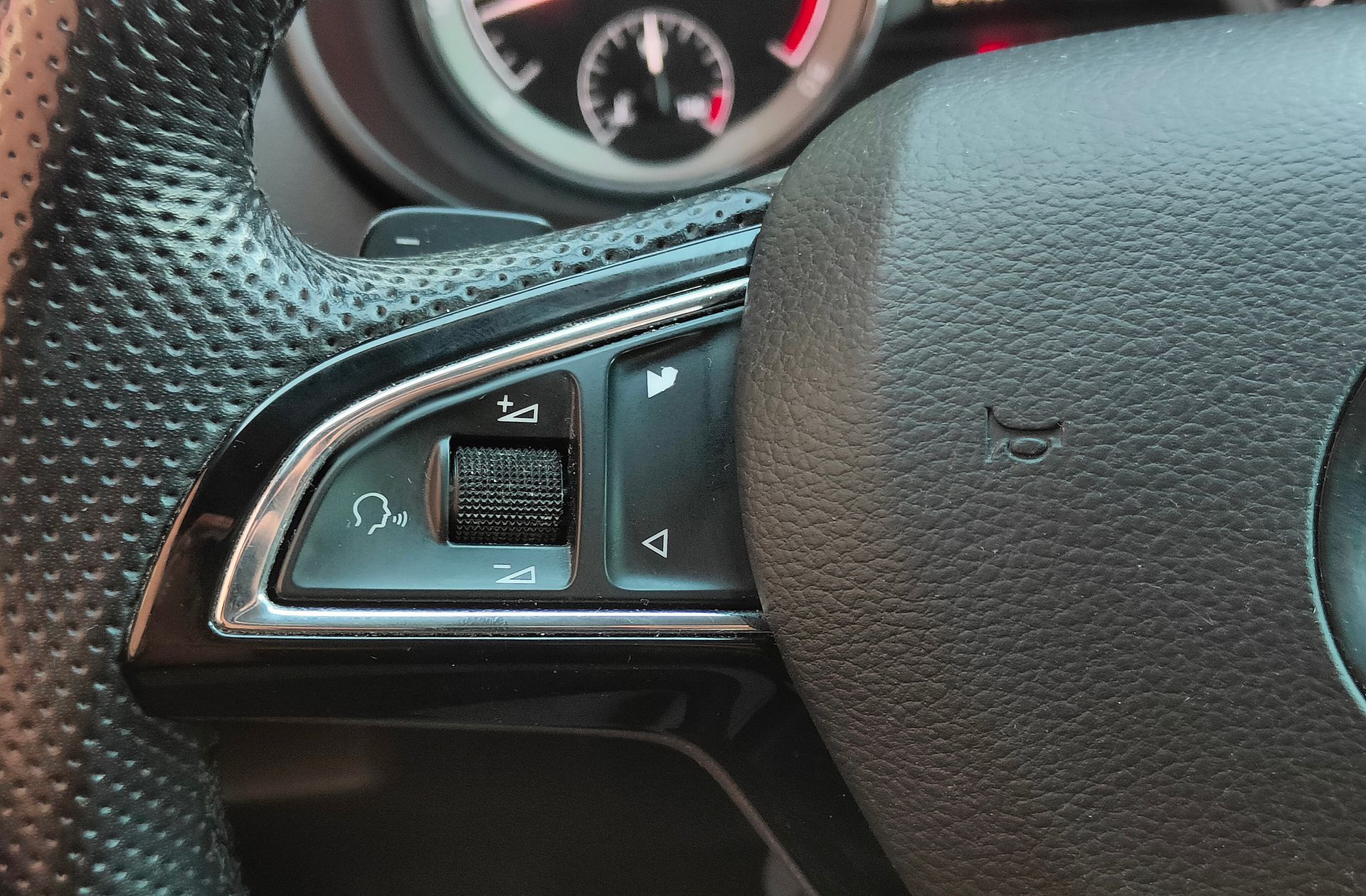 Škoda Octavia 1.4 TSI Like DSG - foto 33