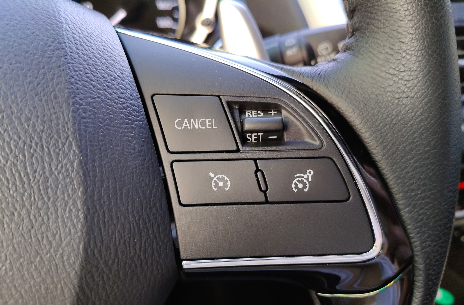 Mitsubishi Eclipse Cross 2.4 PHEV Kaiteki 4WD - foto 27