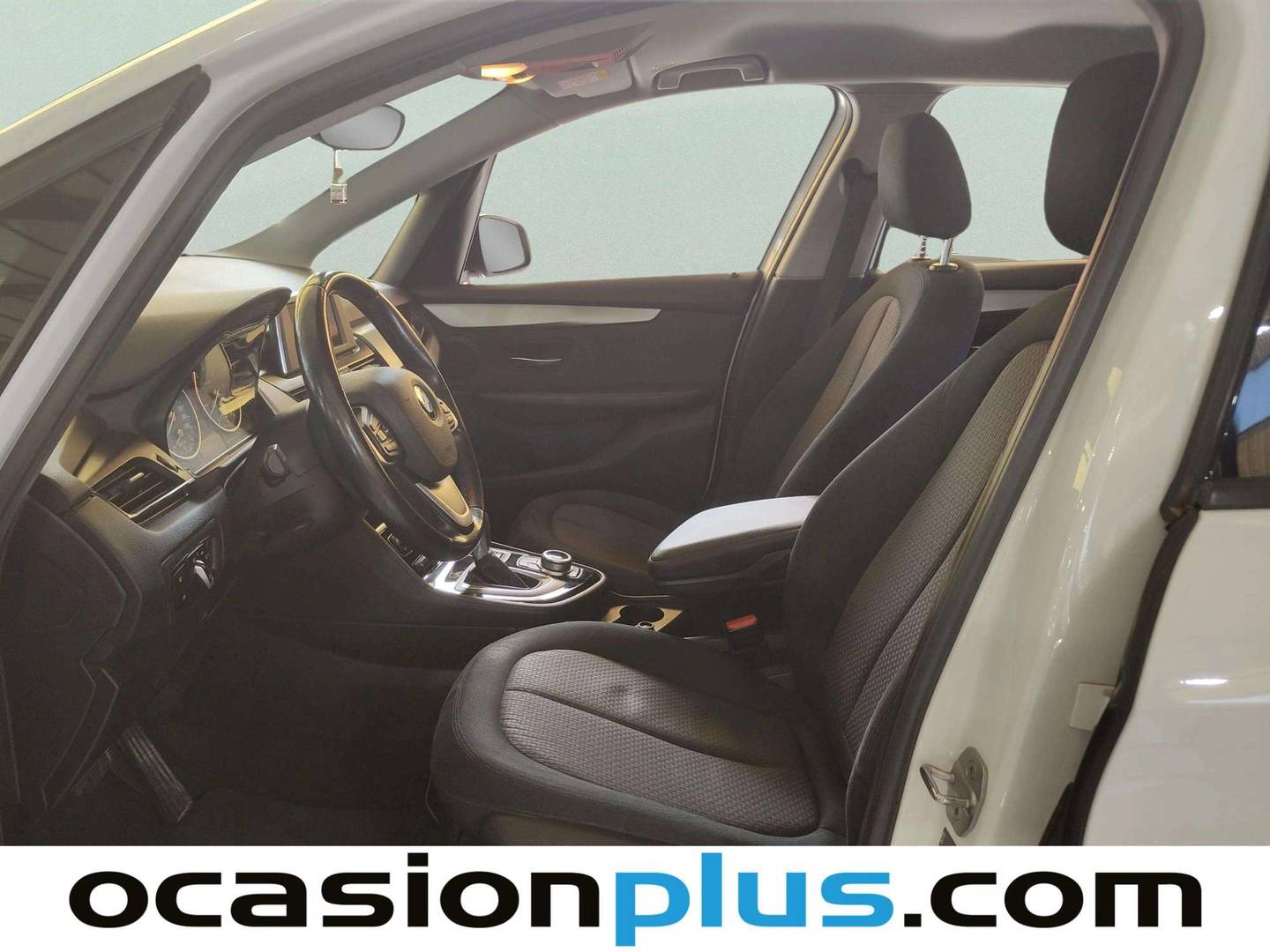 Foto asientos delanteros BMW Serie 2 Active Tourer BMW Serie 2 218d Active Tourer (150 CV)