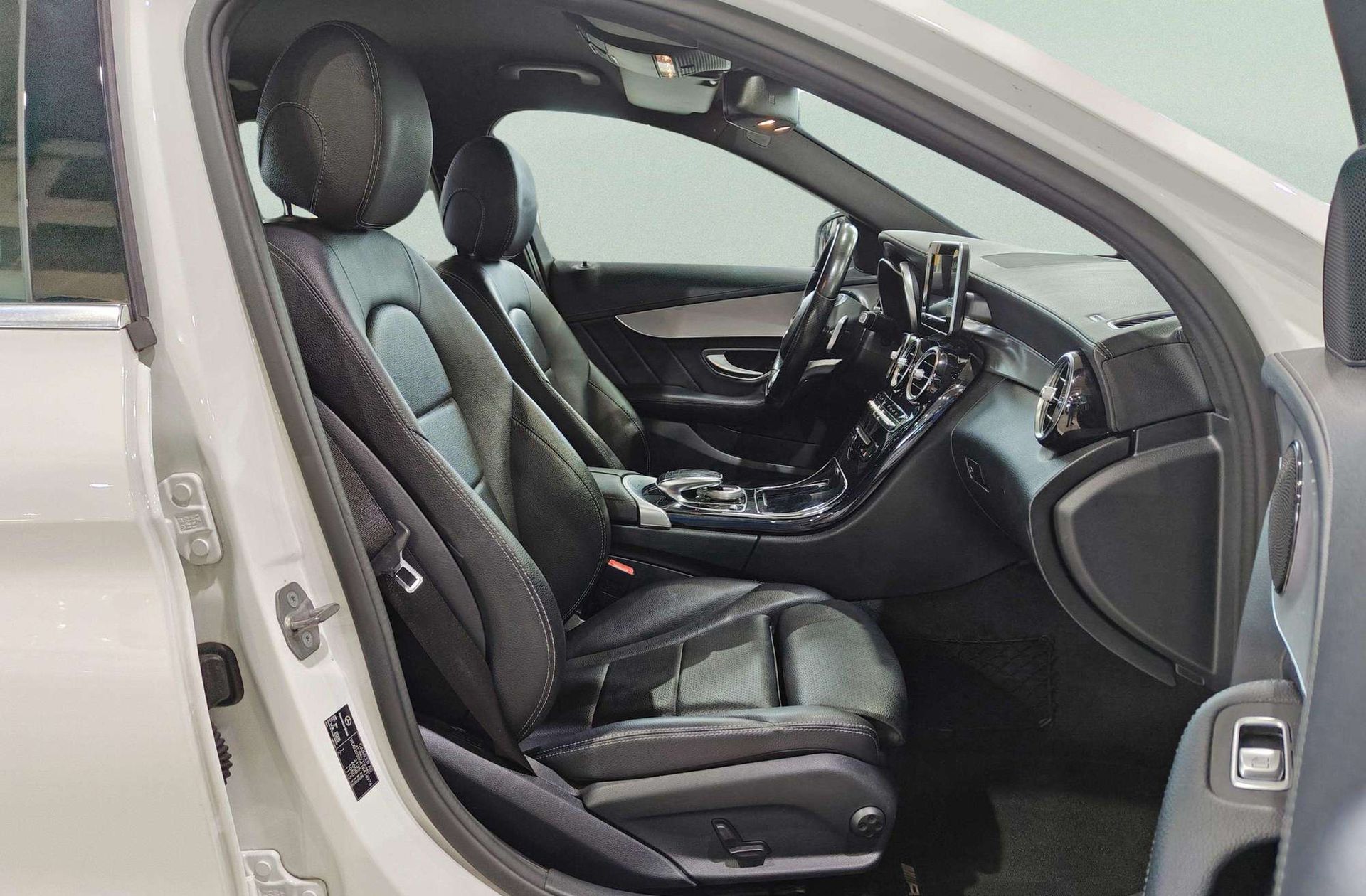 Mercedes-Benz Clase C 220 d Pack AMG - foto 21