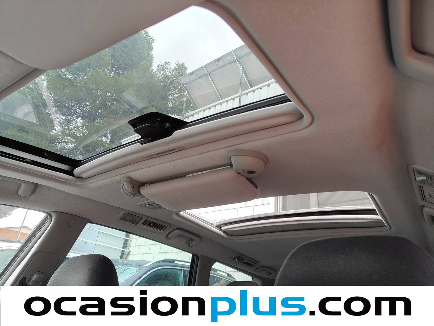 Foto Mitsubishi Grandis Mitsubishi Grandis 2.0 DI-D Intense Plus (136 CV) 7 Plazas