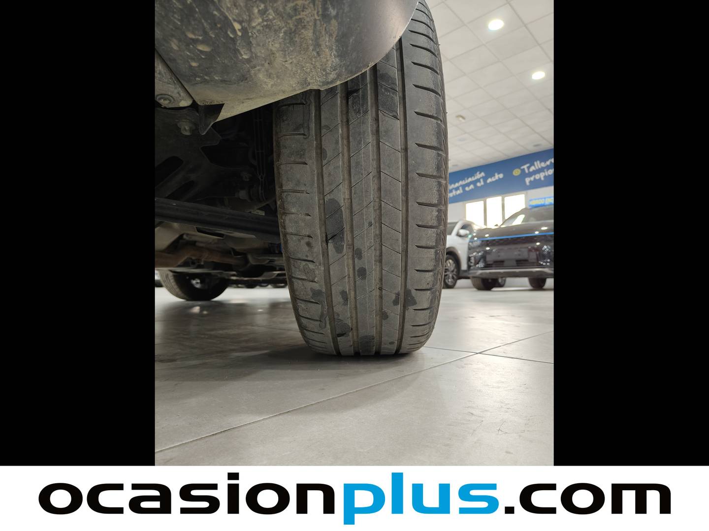 Foto Jeep Compass Jeep Compass 1.3 Gse Night Eagle FWD MT (130 CV)