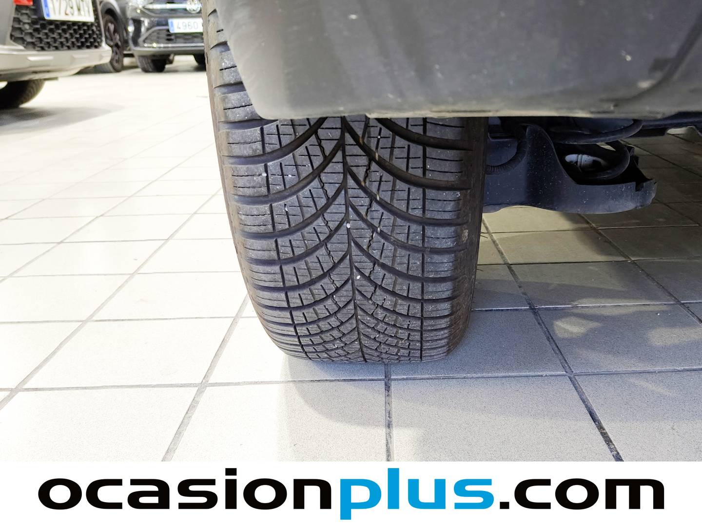 Foto Peugeot 2008 Peugeot 2008 Allure Hybrid eDCS6  (136 CV)