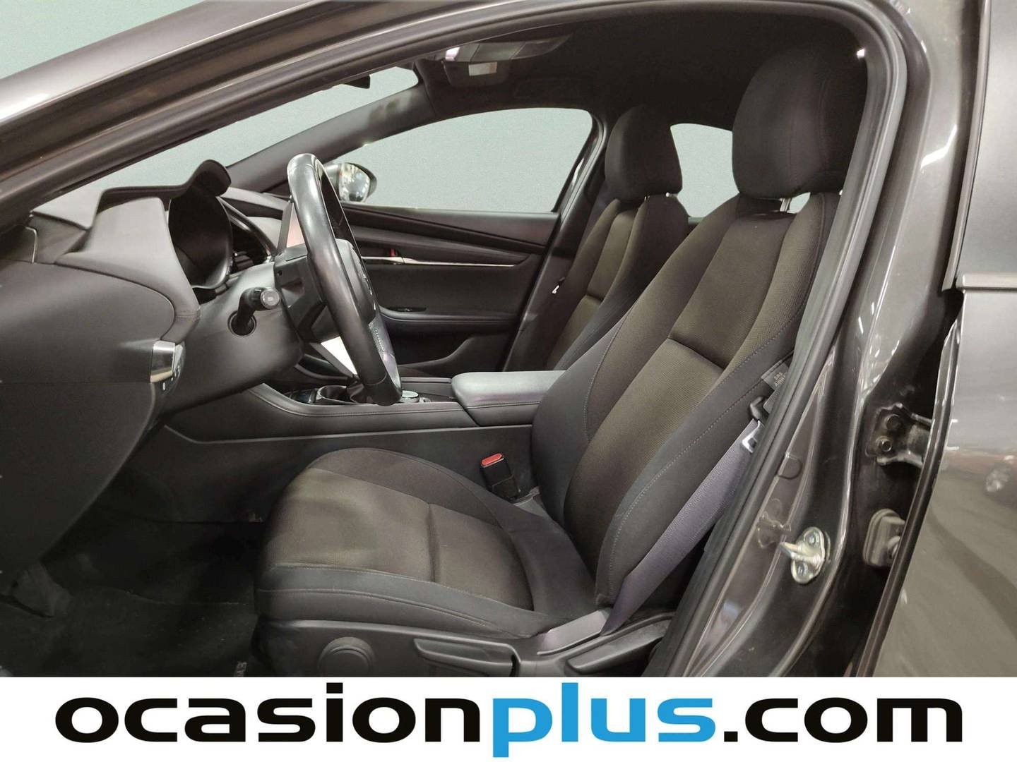 Foto asientos delanteros Mazda Mazda3 Mazda Mazda 3 2.0 e-Skyactiv-G Evolution (122 CV)