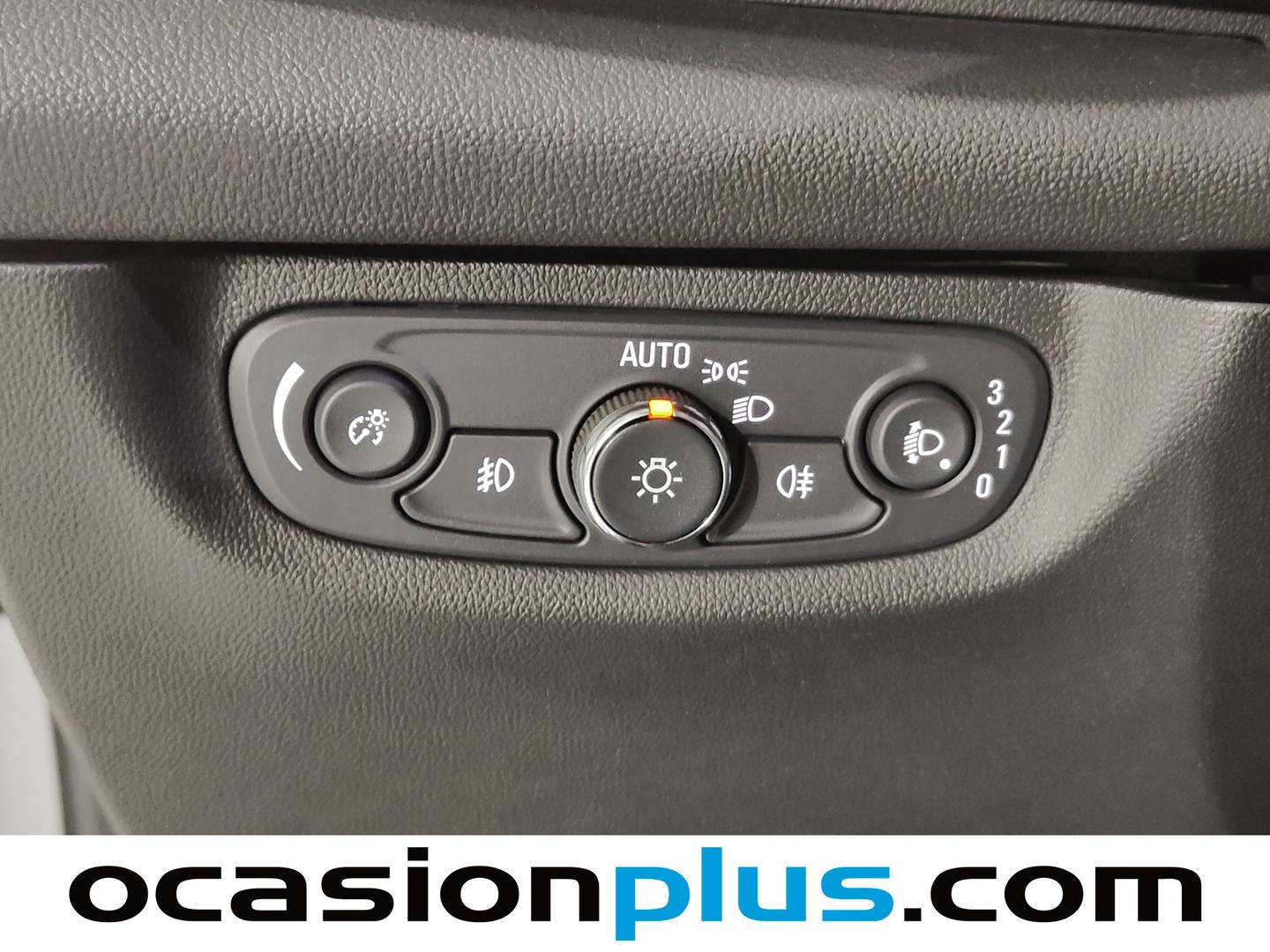 Foto Opel Insignia Opel Insignia 1.5 Turbo XFL Selective (140 CV)