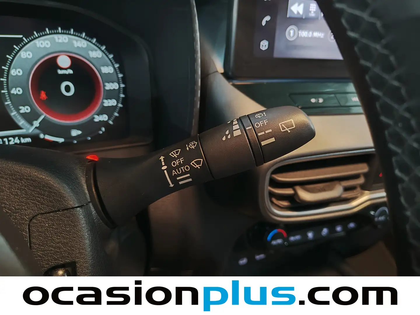 Foto Nissan JUKE Nissan Juke DIG-T N-Connecta 4x2 DCT (114 CV)