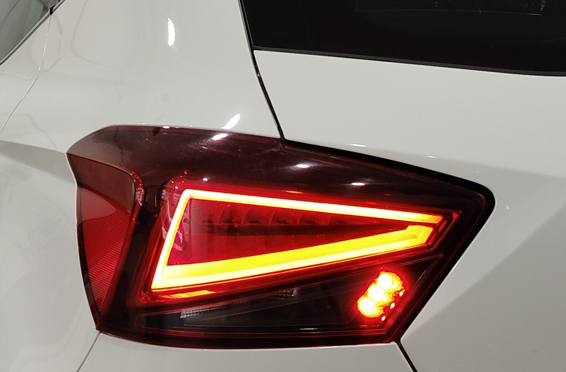 SEAT Ibiza 1.0 TSI Xcellence - foto 17