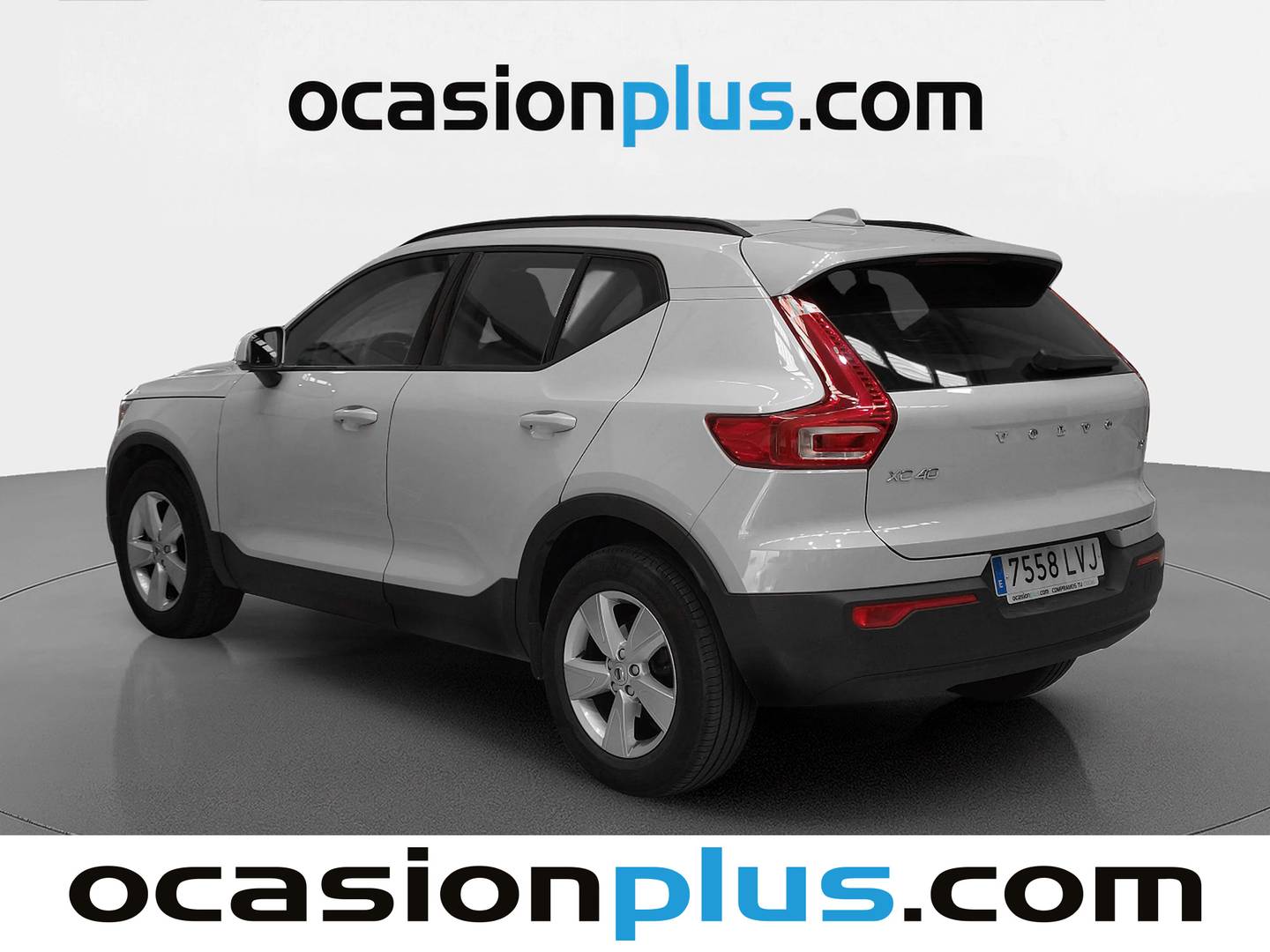 Foto trasera Volvo XC40 Volvo XC40 T2 Momentum Core(129 CV)m Core (129 CV) izquierda