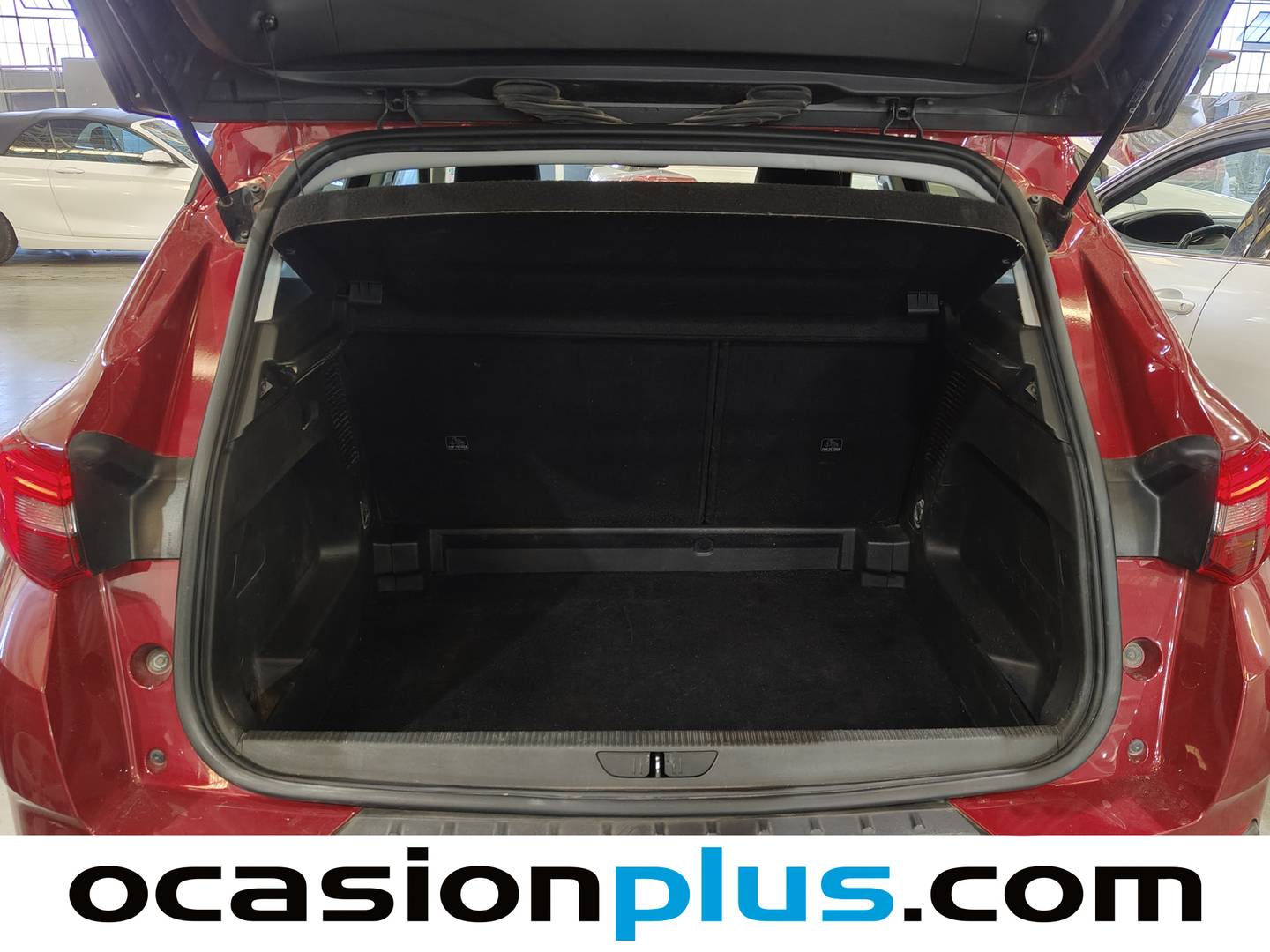 Foto Opel Grandland X Opel Grandland X 1.2 Turbo Selective (130 CV)