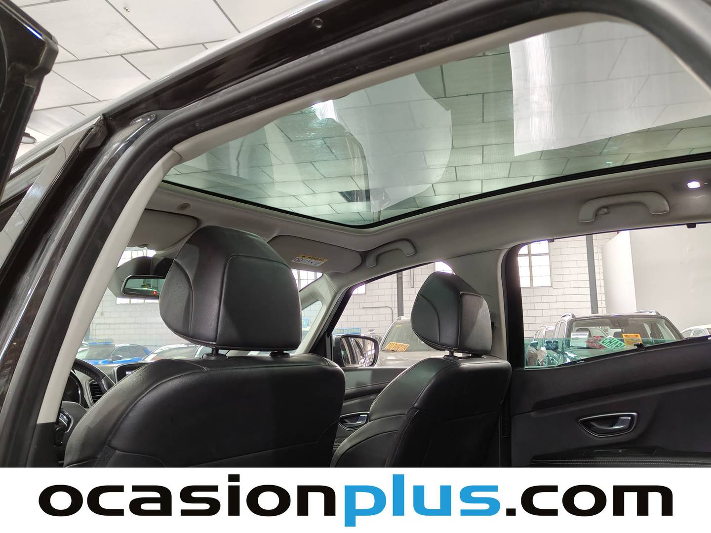 Extras y acabados del Renault Scénic Renault Scenic Zen TCe (140 CV) GPF