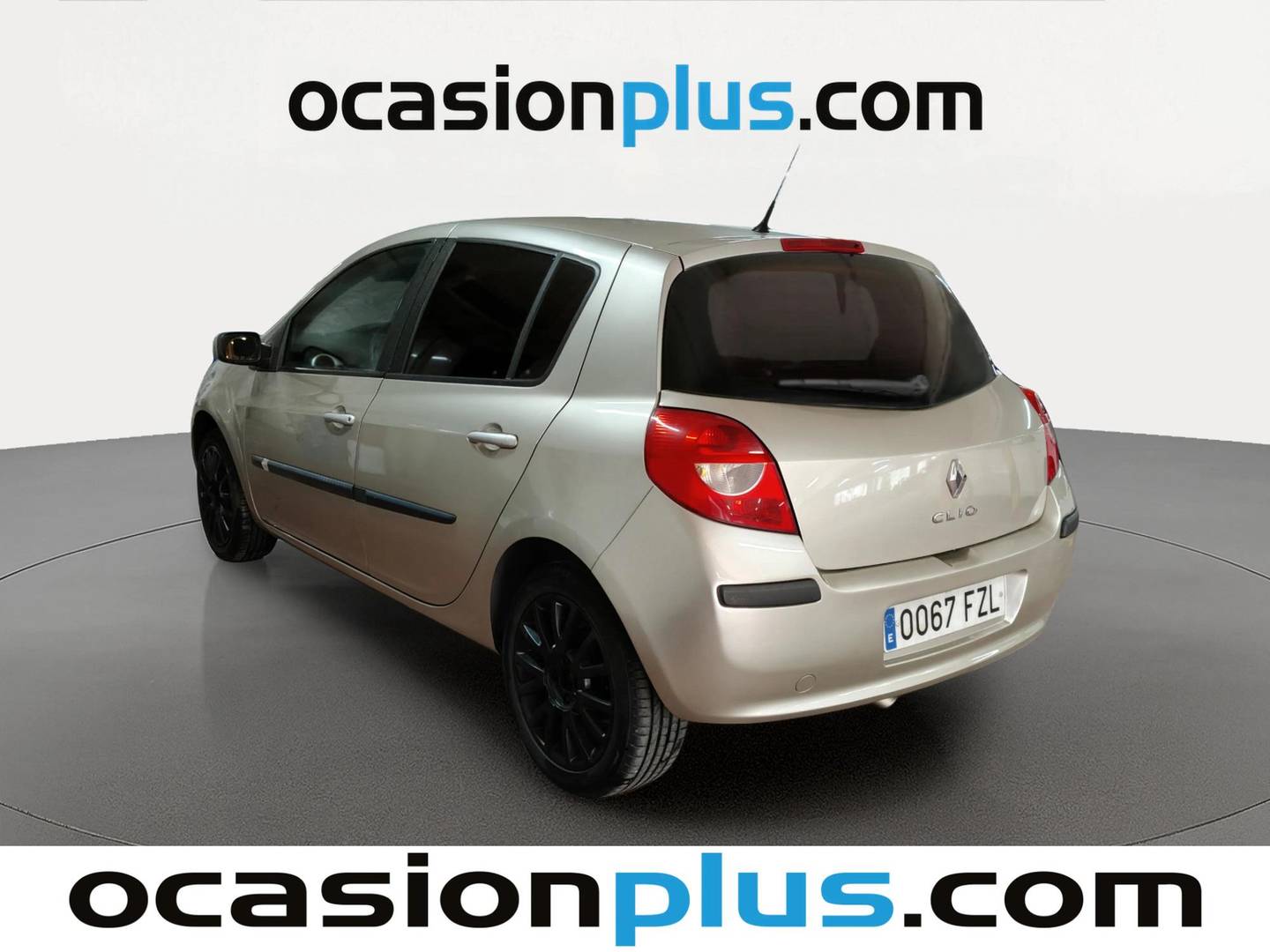 Foto delantera Renault Clio Renault Clio Dynamique dCi (85 CV) derecha