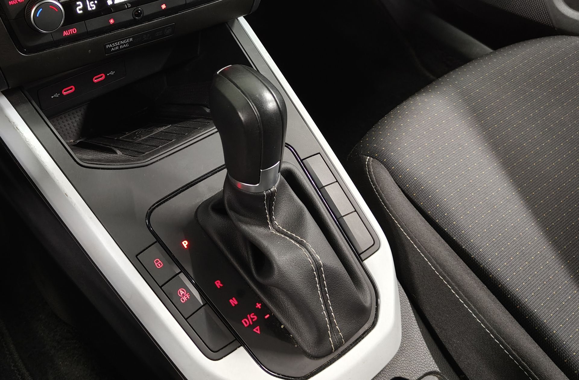 SEAT Arona 1.0 TSI Style XL DSG - foto 5
