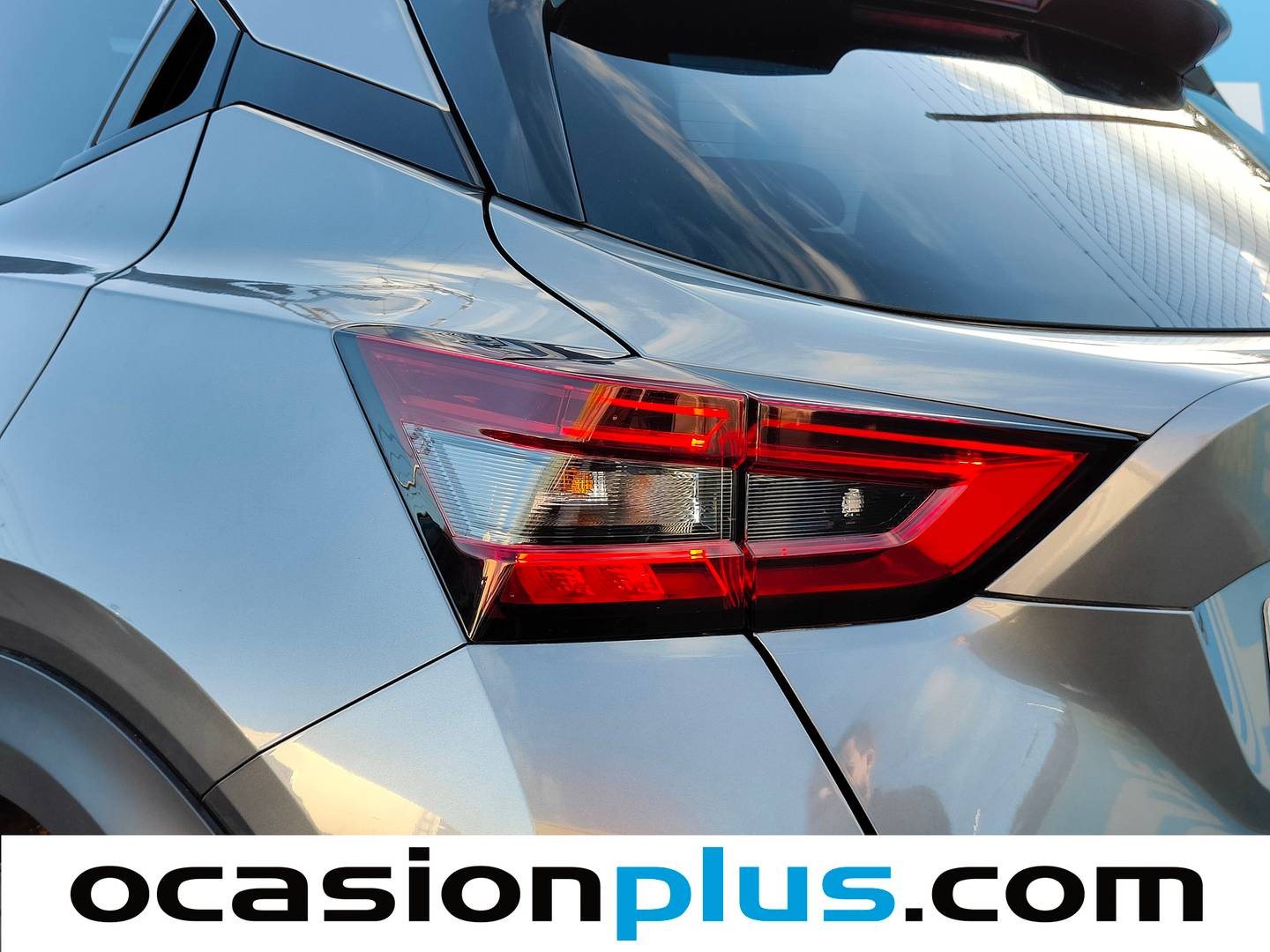 Foto Nissan JUKE Nissan Juke DIG-T N-Connecta 4x2 DCT (114 CV)