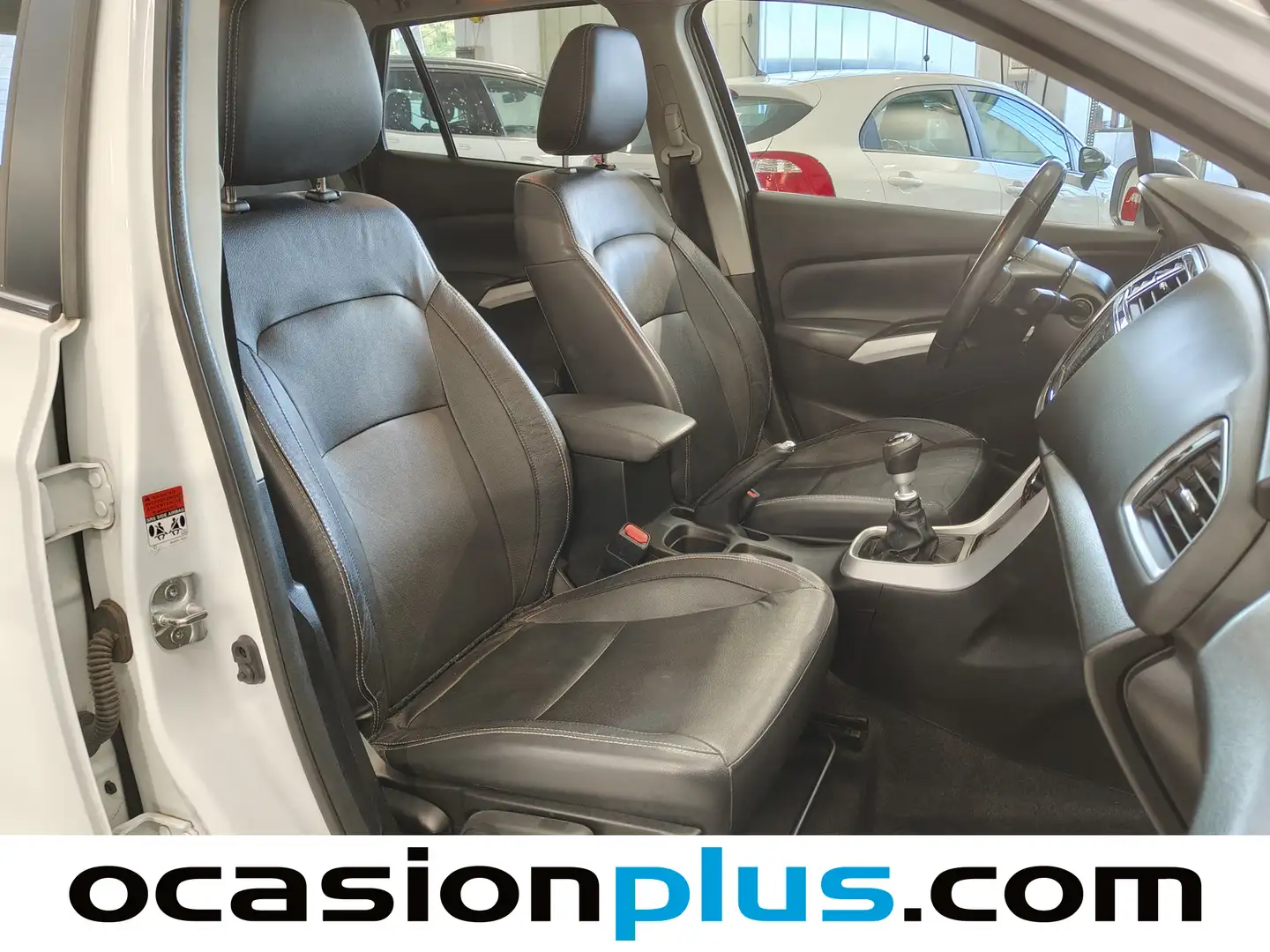 Foto Suzuki SX4 S-Cross Suzuki SX4 S-Cross 1.6 DDiS GLX 4x2 (120 CV)