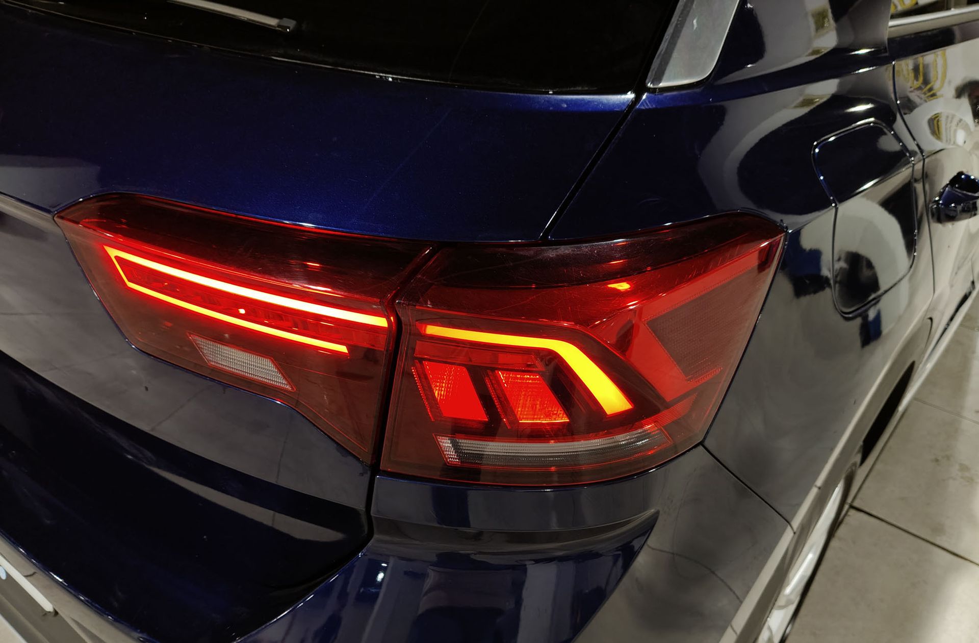 Volkswagen T-Roc Sport 1.5 TSI DSG - foto 16