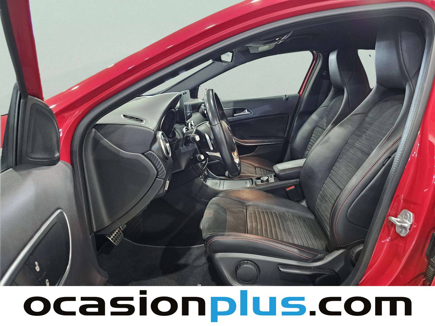 Foto asientos delanteros Mercedes Clase A Mercedes Clase A 200 d (136 CV) PACK AMG