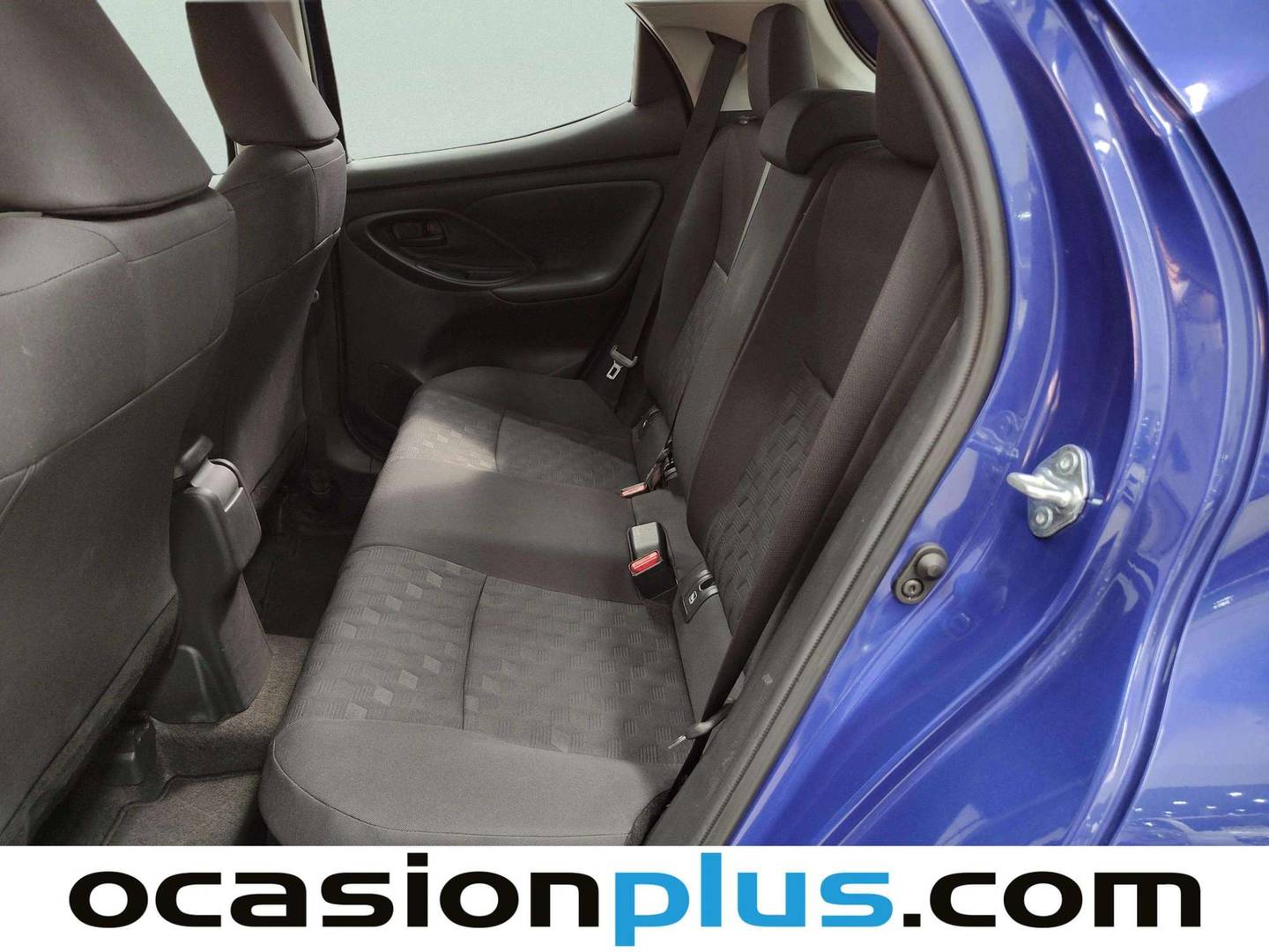 Foto asientos traseros Toyota Yaris Toyota Yaris 120H Active Plus (116 CV)