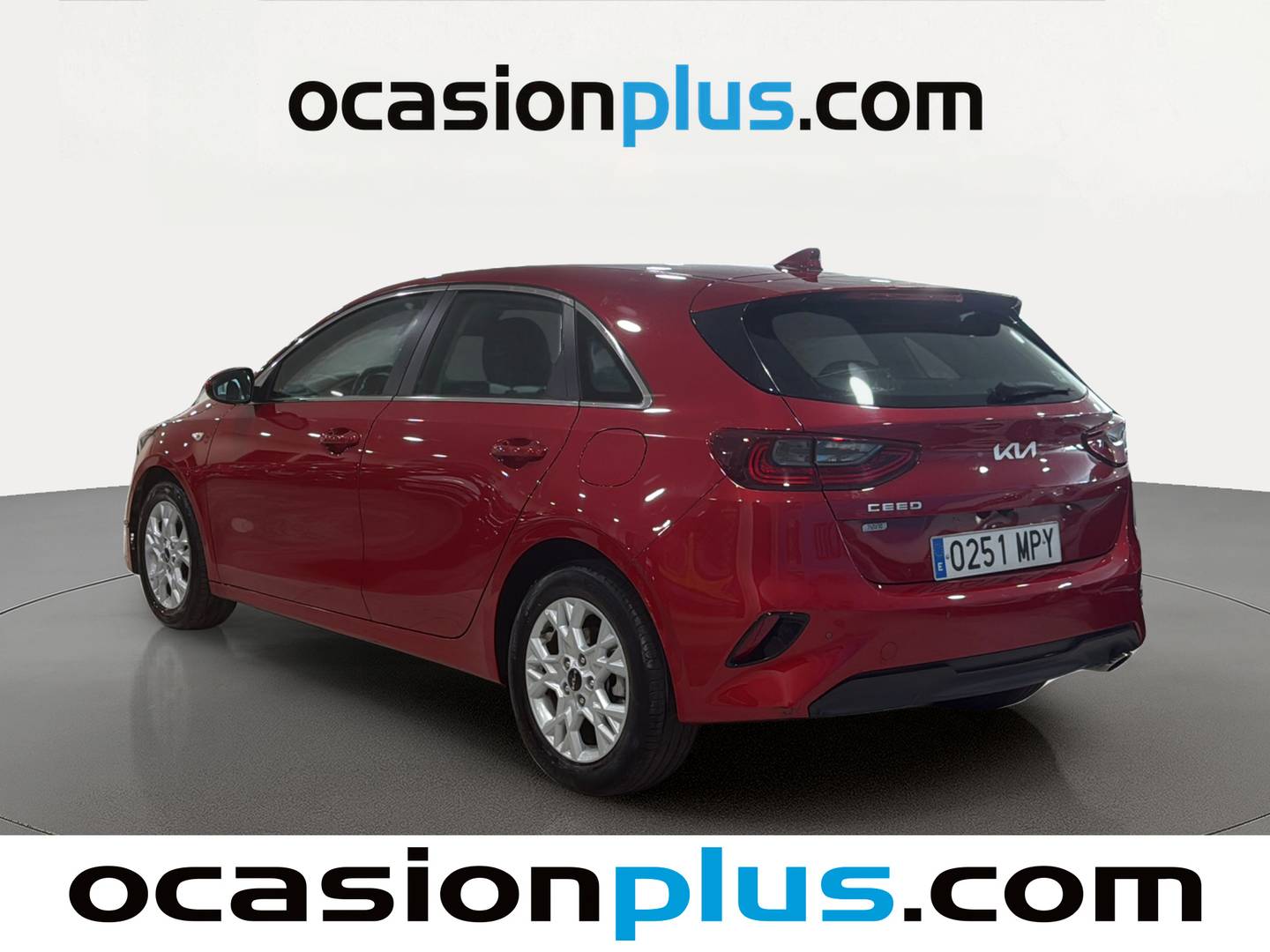 Foto trasera KIA Ceed KIA Ceed 1.0 MHEV Drive DCT (120 CV) derecha