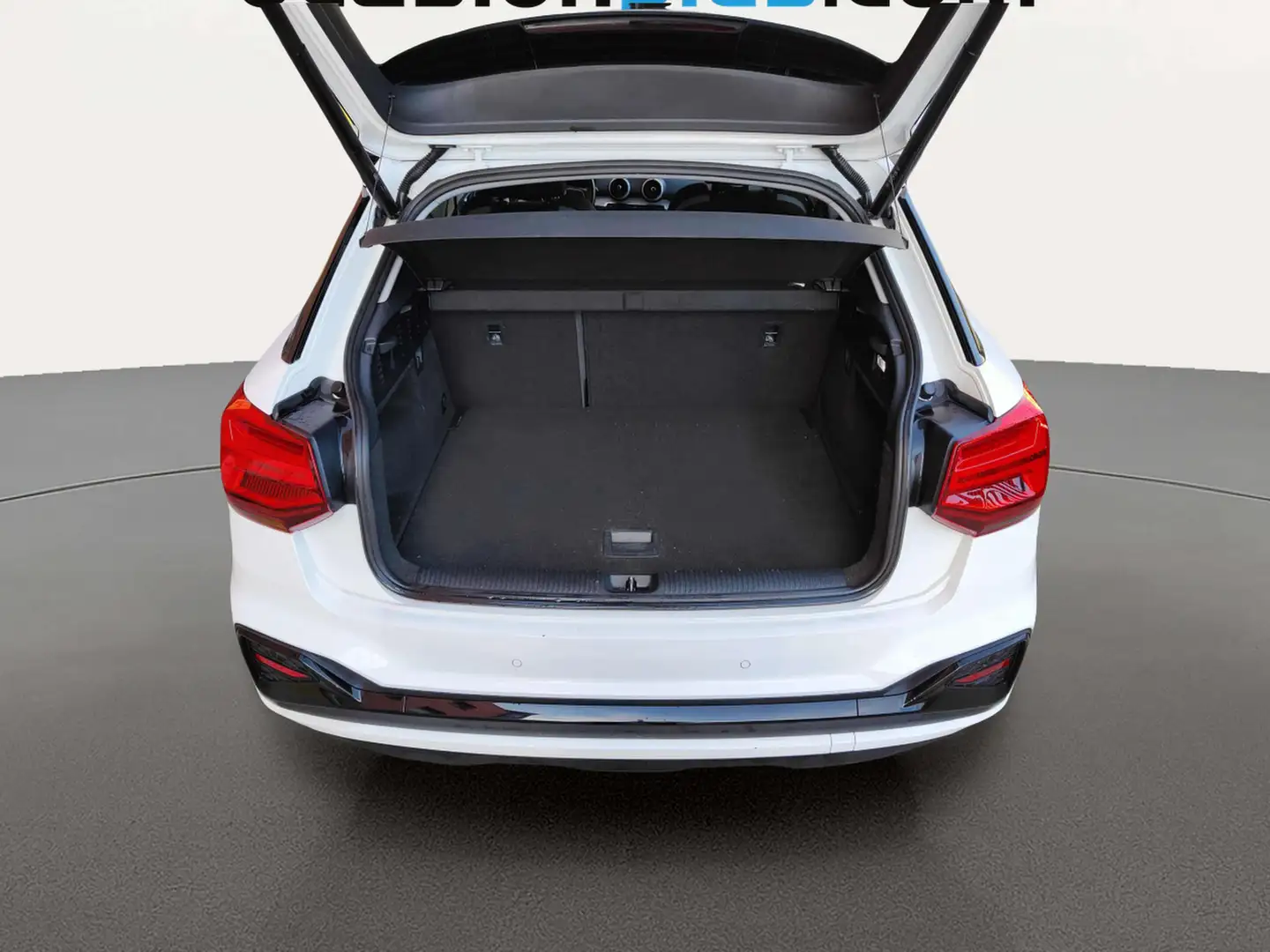 Foto Audi Q2 Audi Q2 Black line 35 TFSI (150 CV) S tronic Pack S-Line