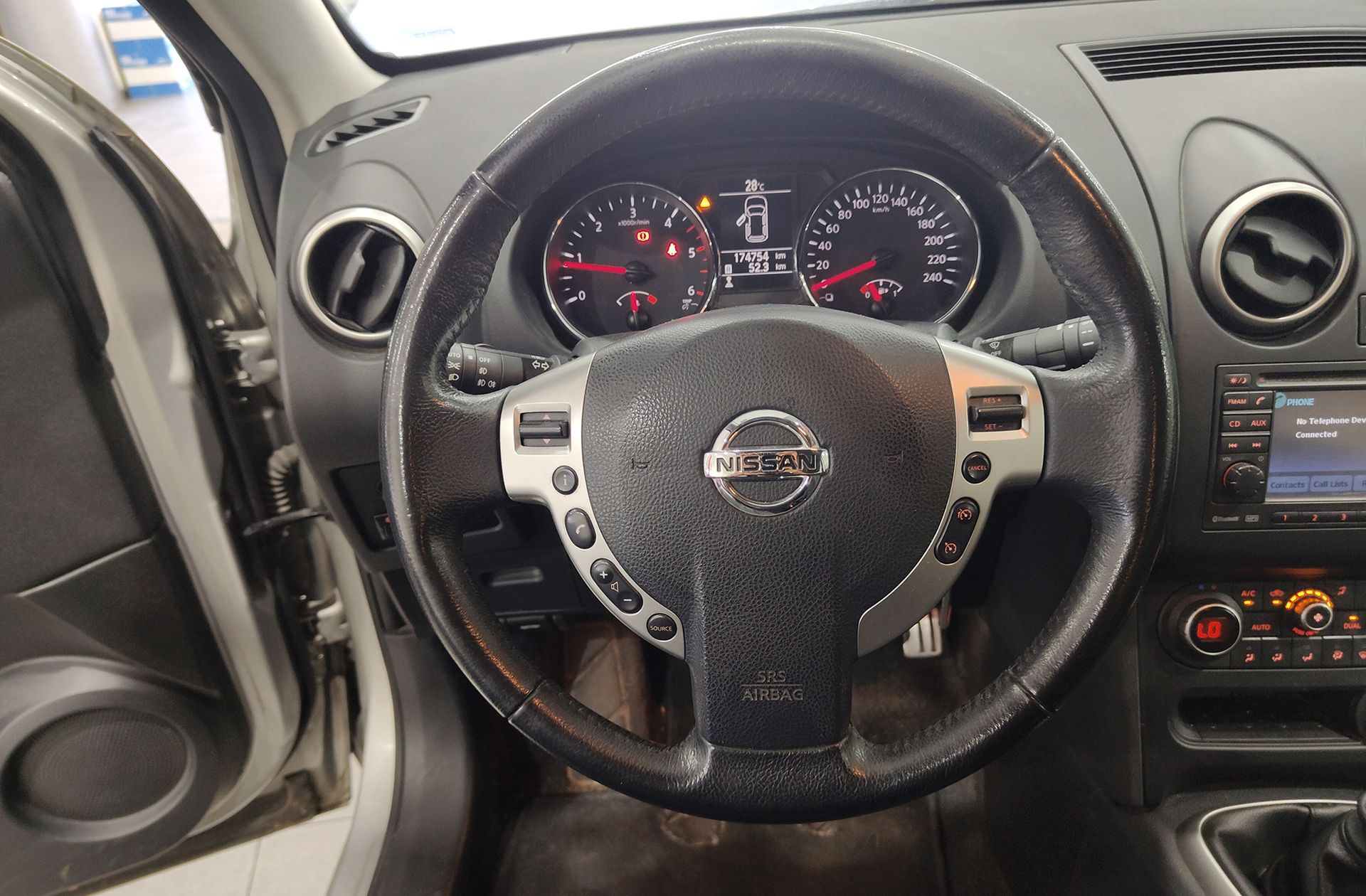 Nissan Qashqai dCi 130 Acenta 4x2 - foto 24