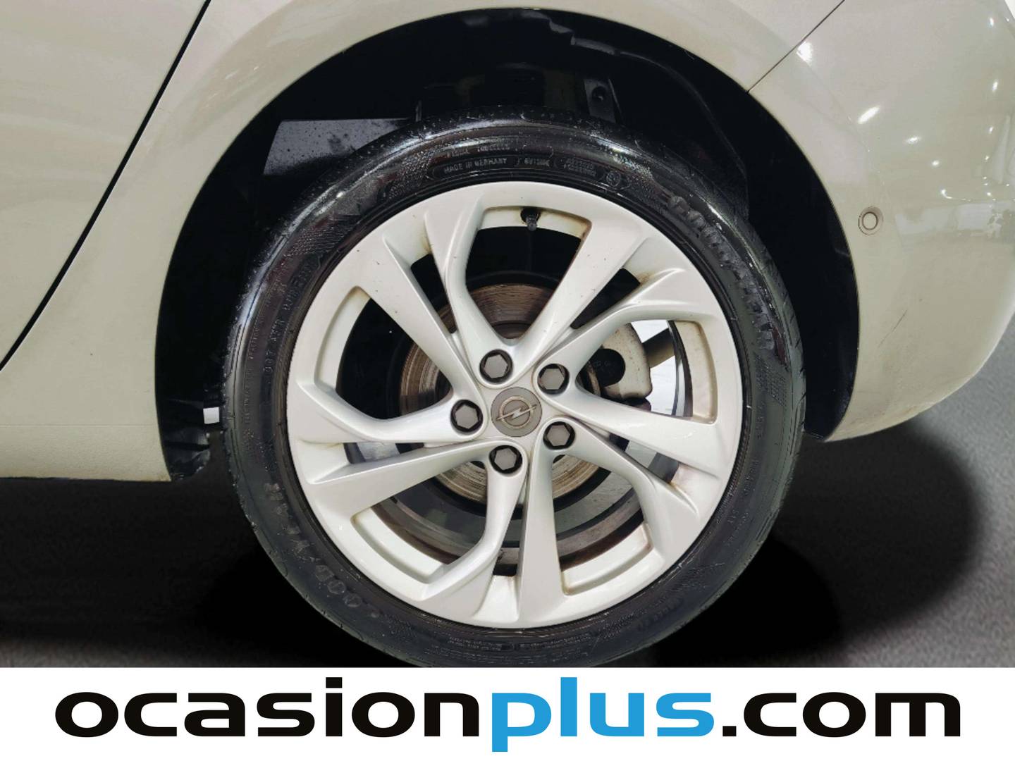 Opel Astra Opel Astra 1.6 CDTi Dynamic (110 CV) de segunda mano