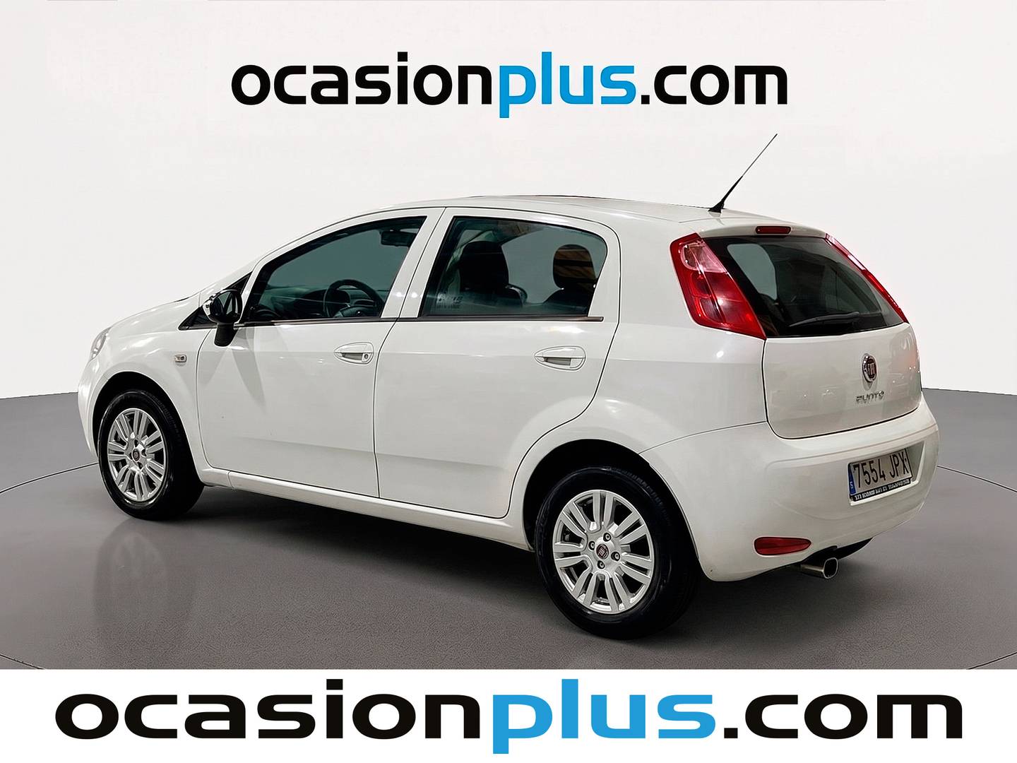 Foto trasera Fiat Punto Fiat Punto 1.4 S&S Easy (77 CV) derecha