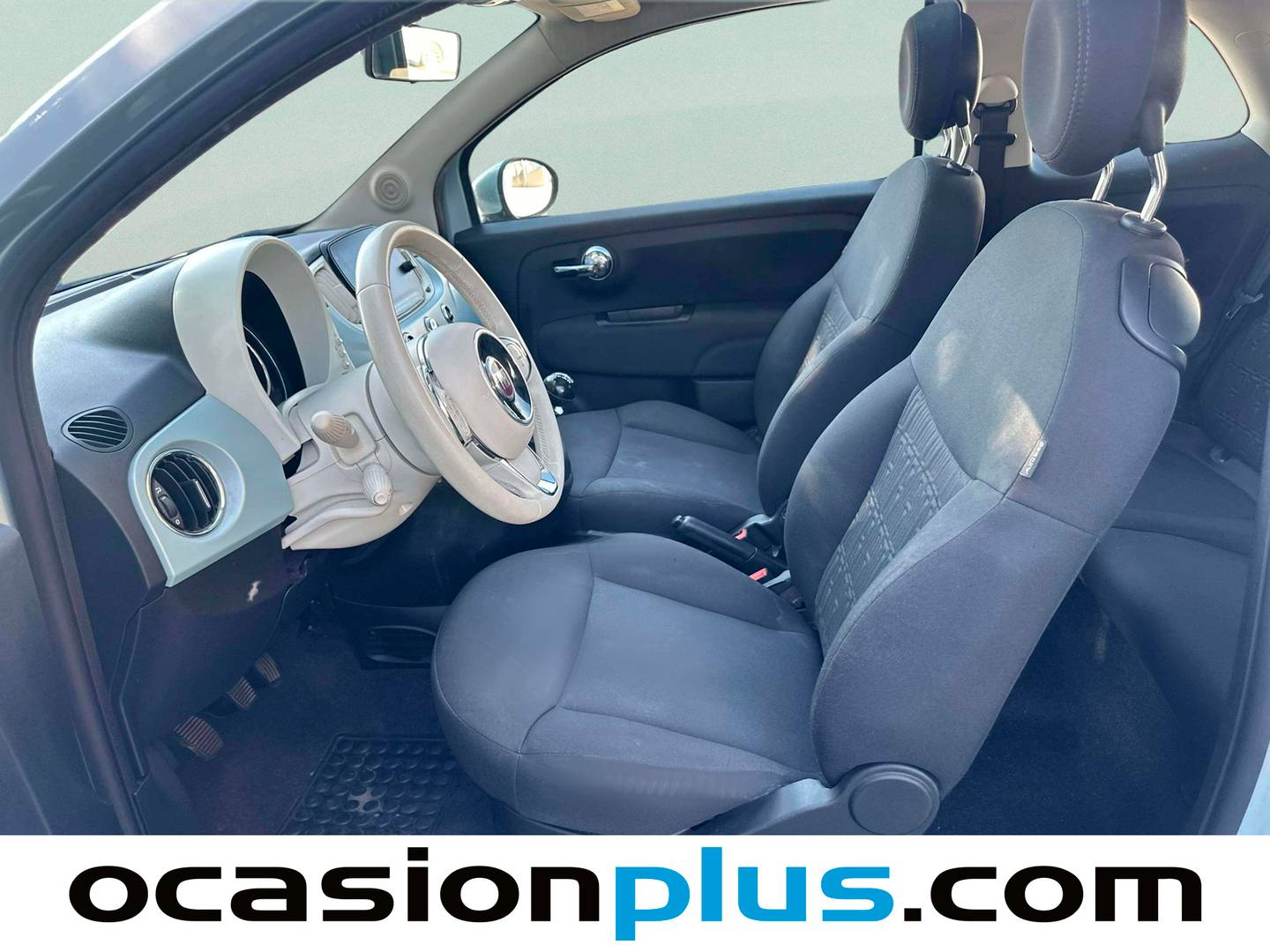 Foto asientos delanteros Fiat 500 Fiat 500 1.0 Hybrid Dolcevita (70 CV)
