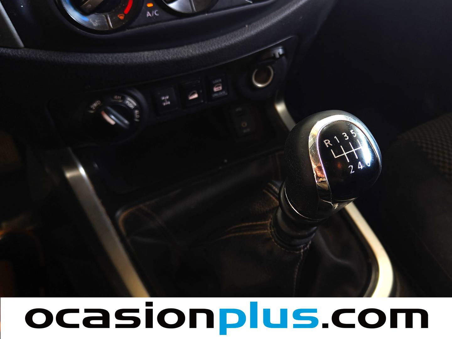 Nissan Navara Nissan Navara PickUp 2.3 dCi Doble Cabina Visia BDif (163 CV) de segunda mano